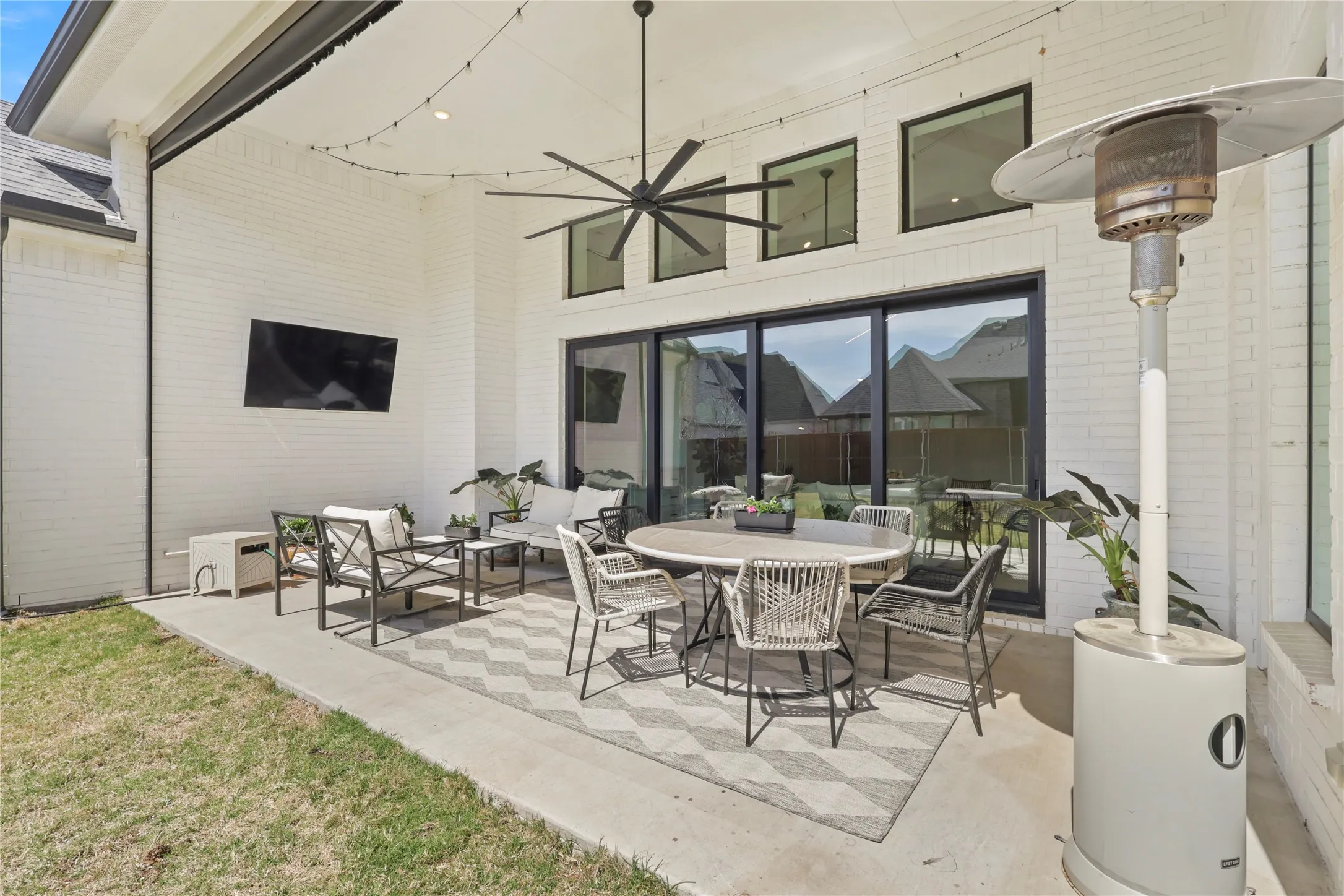 Single Family Residence For Rent in Collin County , 2217 Zaide Way, Celina, Texas 75009, 6 Bedroom, 7 Bathroom, 3 Garage spaces, 5,355 Sqft, built in 2023, mls#21391806, Real Estate Agent in Celina, Homes For Rent in Collin county, Homes For Rent in Celina, Realtor in Celina Texas, Real Estate Brokerage Independent Realty Texas, Luminita Cordes Realtor