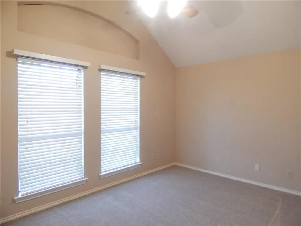 Single Family Residence For Rent in Denton County , 4208 Meadowdale Drive, Carrollton, Texas 75010, 3 Bedroom, 2 Bathroom, 2 Garage spaces, 1,888 Sqft, built in 1987, mls#21392714, Real Estate Agent in Carrollton, Homes For Rent in Denton county, Homes For Rent in Carrollton, Realtor in Carrollton Texas, Real Estate Brokerage Independent Realty Texas, Luminita Cordes Realtor