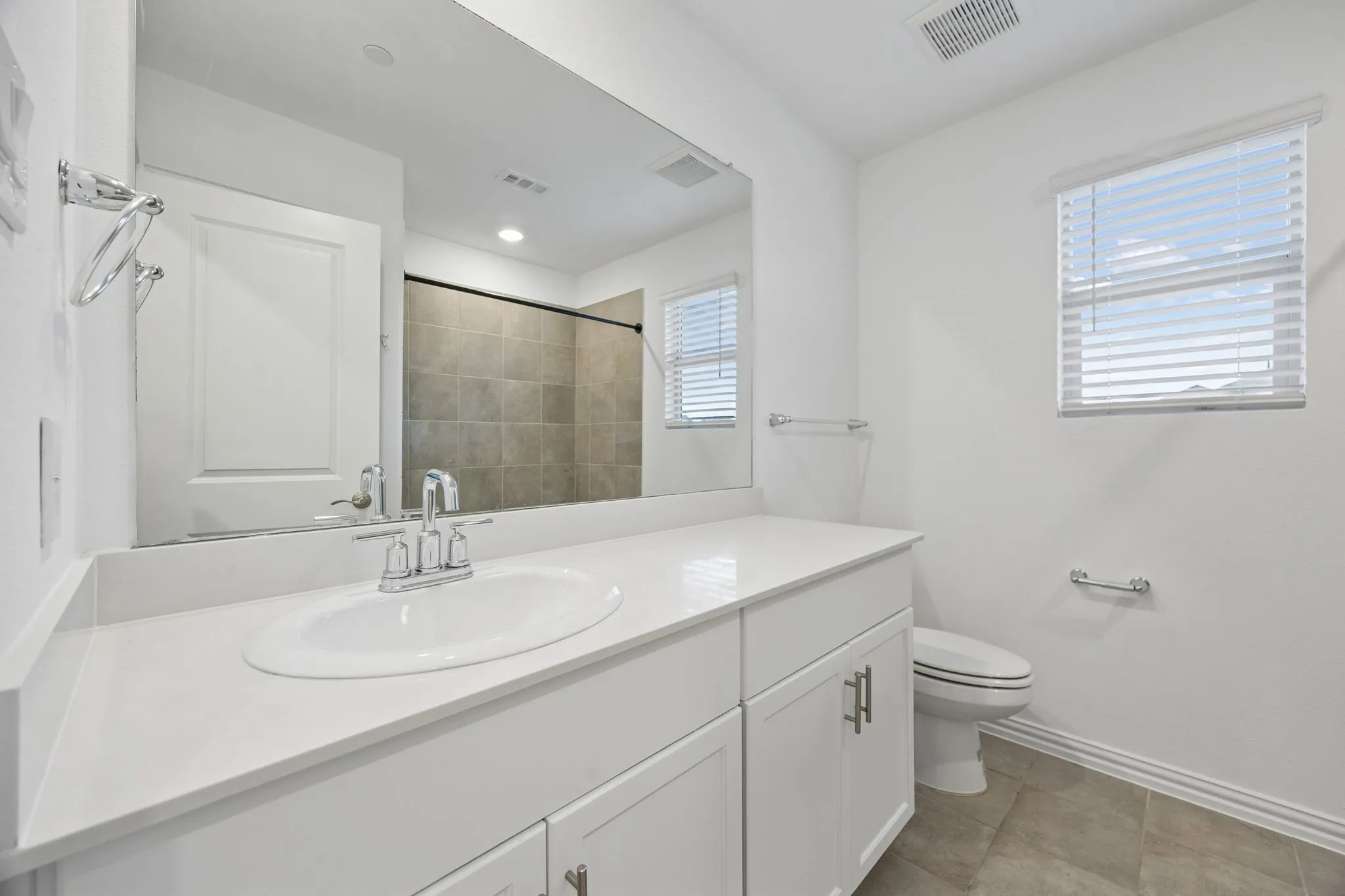 Single Family Residence For Sale in Collin County , 210 Monarch Way, Wylie, Texas 75098, 4 Bedroom, 3 Bathroom, 2 Garage spaces, 2,366 Sqft, built in 2023, mls#21385265, Real Estate Agent in Wylie, Homes For Sale in Collin county, Homes For Sale in Wylie, Realtor in Wylie Texas, Real Estate Brokerage Independent Realty Texas, Luminita Cordes Realtor