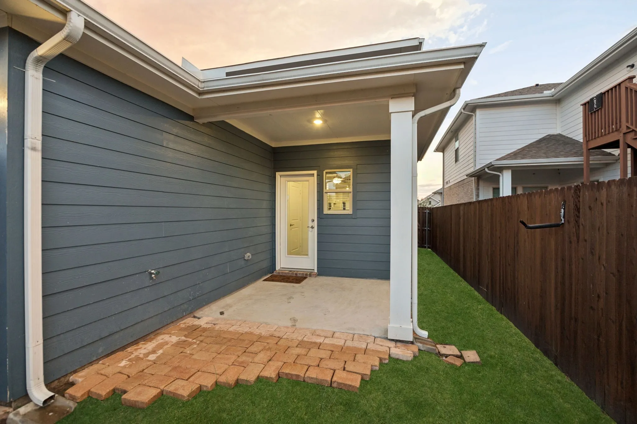 Single Family Residence For Sale in Collin County , 210 Monarch Way, Wylie, Texas 75098, 4 Bedroom, 3 Bathroom, 2 Garage spaces, 2,366 Sqft, built in 2023, mls#21385265, Real Estate Agent in Wylie, Homes For Sale in Collin county, Homes For Sale in Wylie, Realtor in Wylie Texas, Real Estate Brokerage Independent Realty Texas, Luminita Cordes Realtor