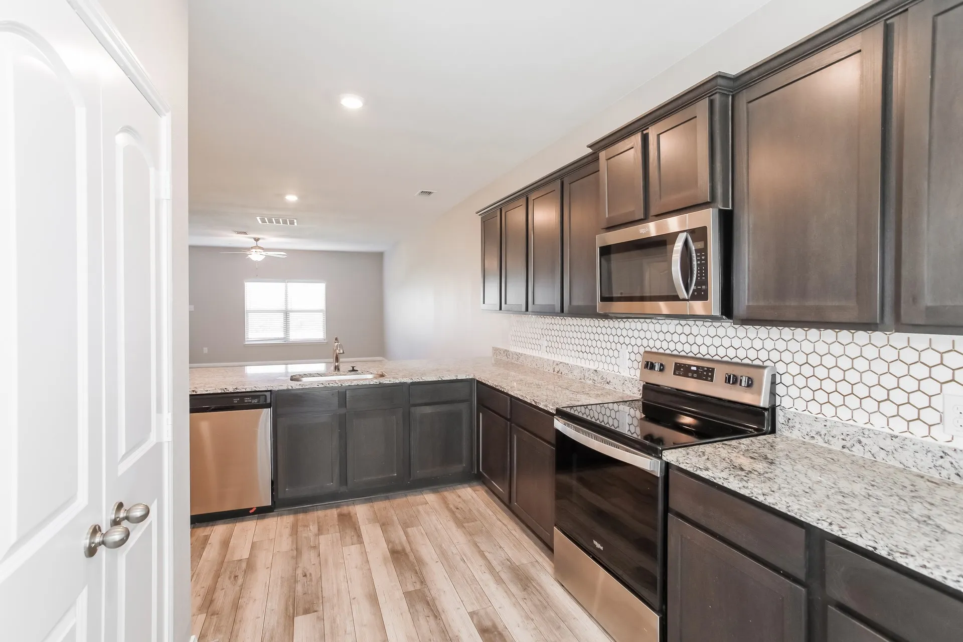 Single Family Residence For Rent in Wise County , 112 Barbwire Way, Newark, Texas 76071, 5 Bedroom, 3 Bathroom, 2 Garage spaces, 2,701 Sqft, built in 2020, mls#21392715, Real Estate Agent in Newark, Homes For Rent in Wise county, Homes For Rent in Newark, Realtor in Newark Texas, Real Estate Brokerage Independent Realty Texas, Luminita Cordes Realtor