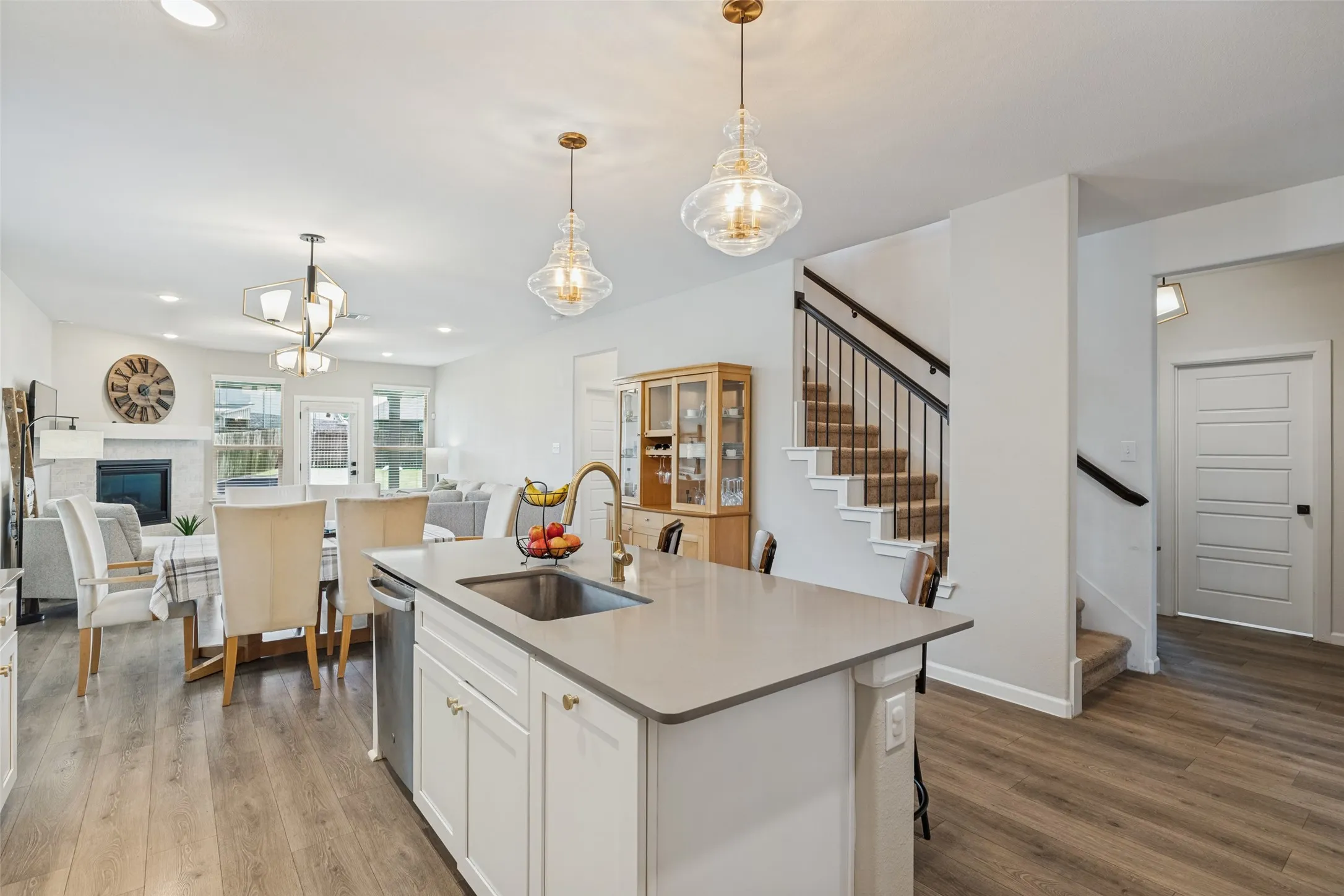 Single Family Residence For Sale in Grayson County , 501 Williams Way, Van Alstyne, Texas 75495, 5 Bedroom, 3 Bathroom, 3 Garage spaces, 3,033 Sqft, built in 2021, mls#21389783, Real Estate Agent in Van Alstyne, Homes For Sale in Grayson county, Homes For Sale in Van Alstyne, Realtor in Van Alstyne Texas, Real Estate Brokerage Independent Realty Texas, Luminita Cordes Realtor