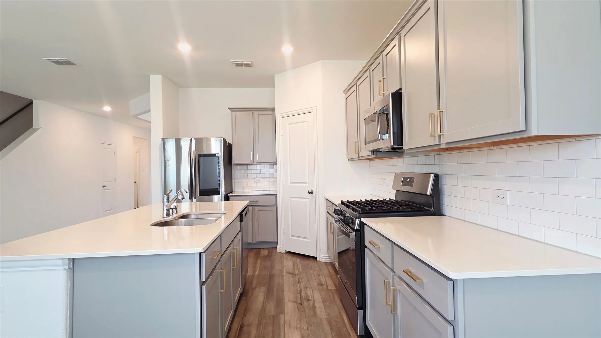 Single Family Residence For Rent in Collin County , 1218 Smoketree Lane, Princeton, Texas 75407, 4 Bedroom, 3 Bathroom, 2 Garage spaces, 2,347 Sqft, built in 2022, mls#21392713, Real Estate Agent in Princeton, Homes For Rent in Collin county, Homes For Rent in Princeton, Realtor in Princeton Texas, Real Estate Brokerage Independent Realty Texas, Luminita Cordes Realtor