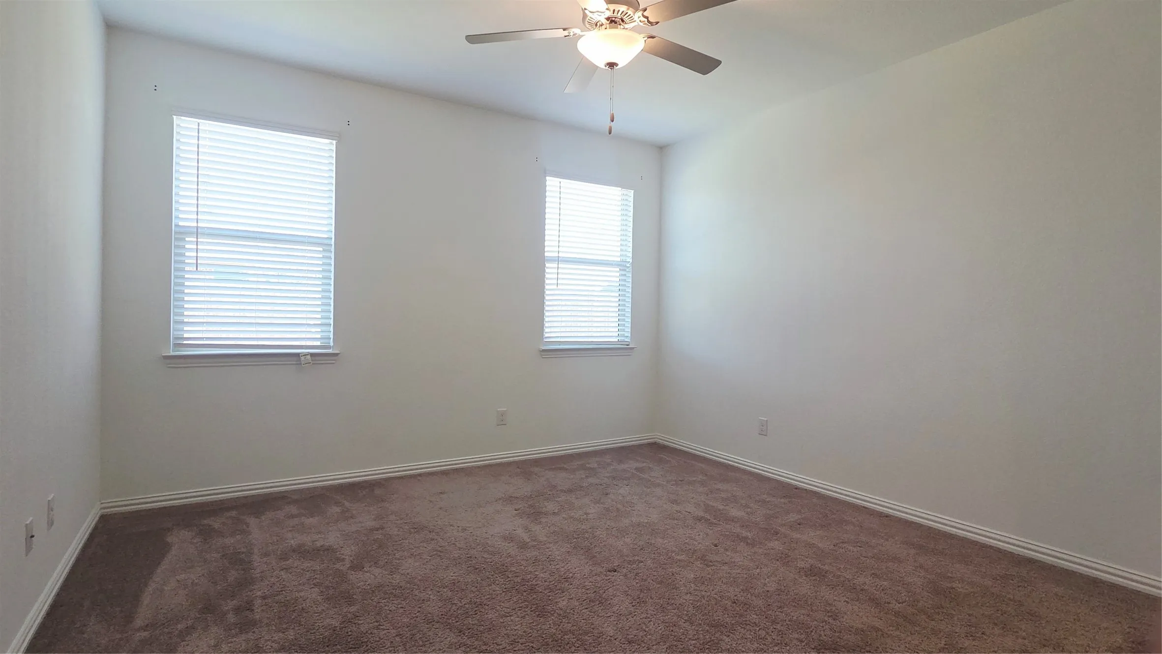 Single Family Residence For Rent in Collin County , 1218 Smoketree Lane, Princeton, Texas 75407, 4 Bedroom, 3 Bathroom, 2 Garage spaces, 2,347 Sqft, built in 2022, mls#21392713, Real Estate Agent in Princeton, Homes For Rent in Collin county, Homes For Rent in Princeton, Realtor in Princeton Texas, Real Estate Brokerage Independent Realty Texas, Luminita Cordes Realtor