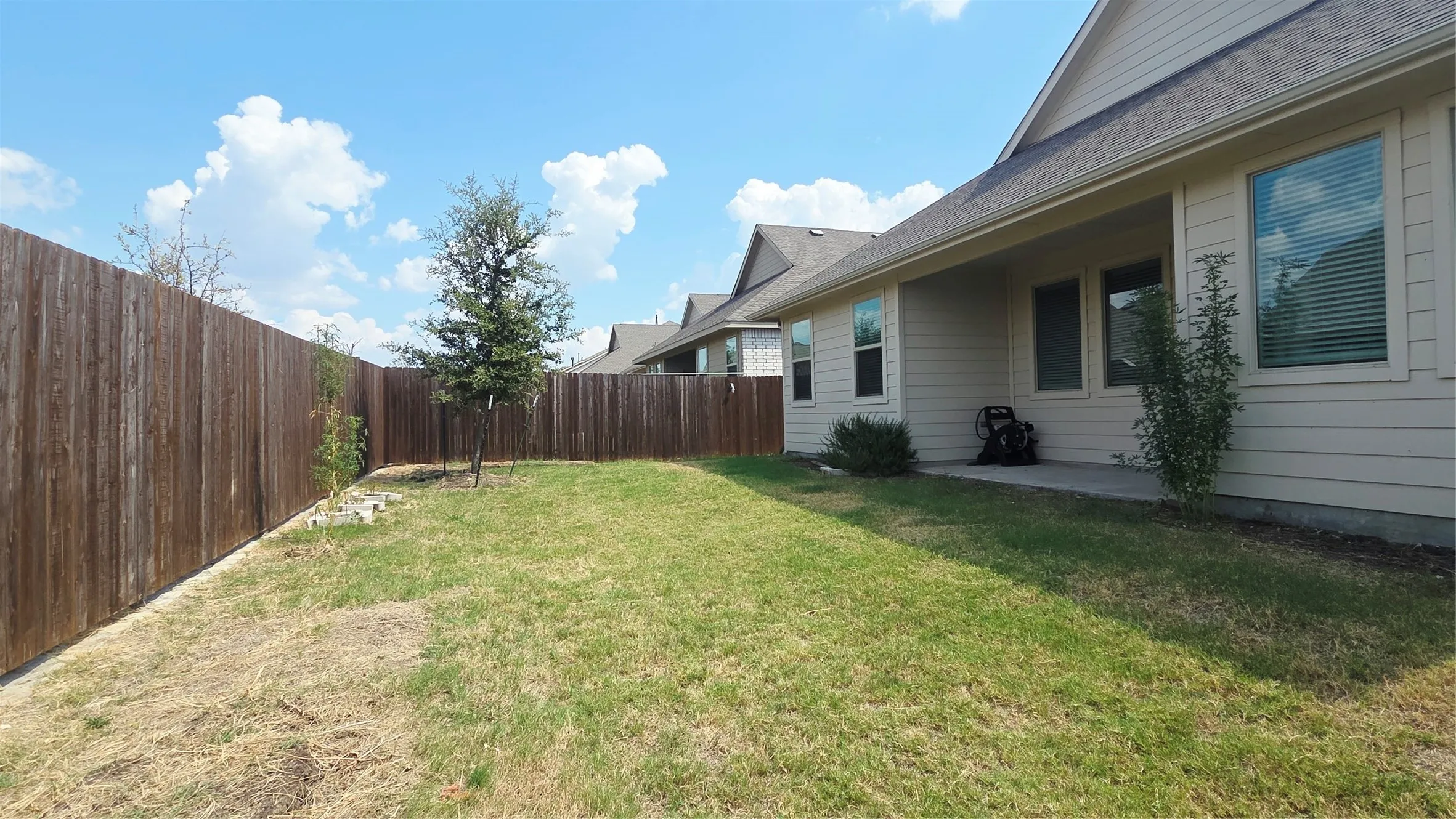 Single Family Residence For Rent in Collin County , 1218 Smoketree Lane, Princeton, Texas 75407, 4 Bedroom, 3 Bathroom, 2 Garage spaces, 2,347 Sqft, built in 2022, mls#21392713, Real Estate Agent in Princeton, Homes For Rent in Collin county, Homes For Rent in Princeton, Realtor in Princeton Texas, Real Estate Brokerage Independent Realty Texas, Luminita Cordes Realtor
