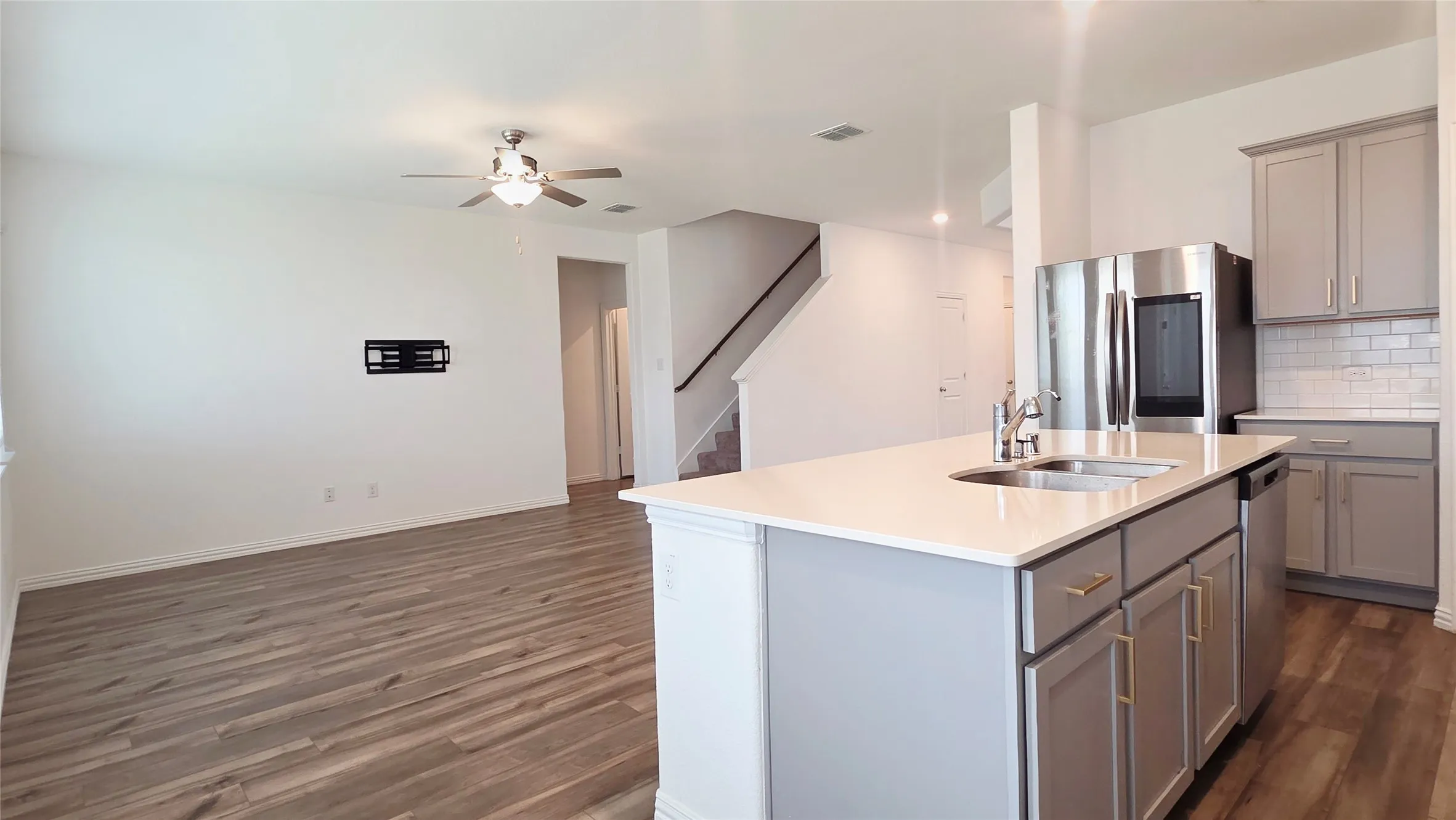 Single Family Residence For Rent in Collin County , 1218 Smoketree Lane, Princeton, Texas 75407, 4 Bedroom, 3 Bathroom, 2 Garage spaces, 2,347 Sqft, built in 2022, mls#21392713, Real Estate Agent in Princeton, Homes For Rent in Collin county, Homes For Rent in Princeton, Realtor in Princeton Texas, Real Estate Brokerage Independent Realty Texas, Luminita Cordes Realtor
