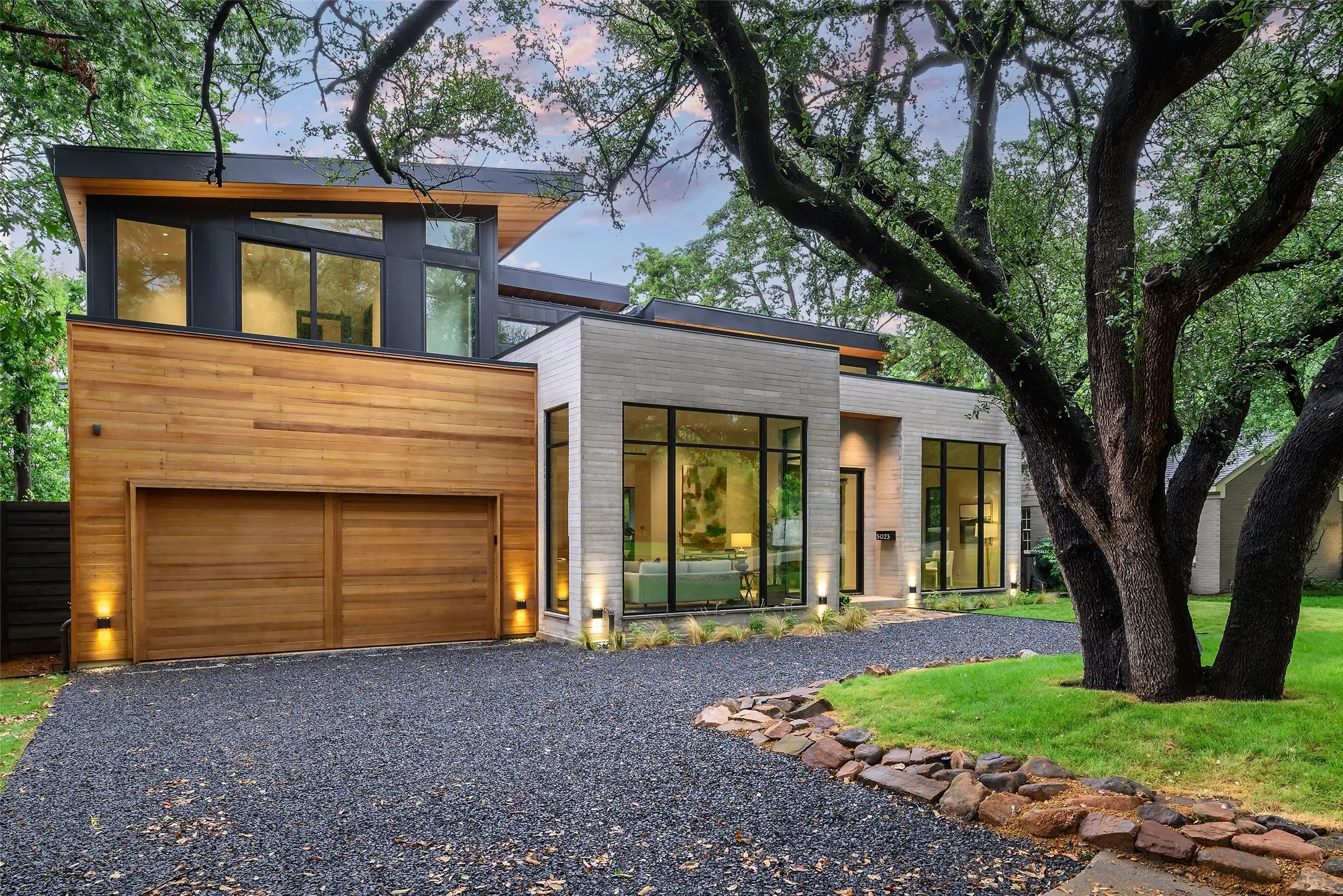 Single Family Residence For Rent in Dallas County , 5023 Lilac Lane, Dallas, Texas 75209, 4 Bedroom, 5 Bathroom, 2 Garage spaces, 3,449 Sqft, built in 2025, mls#21391465, Real Estate Agent in Dallas, Homes For Rent in Dallas county, Homes For Rent in Dallas, Realtor in Dallas Texas, Real Estate Brokerage Independent Realty Texas, Luminita Cordes Realtor