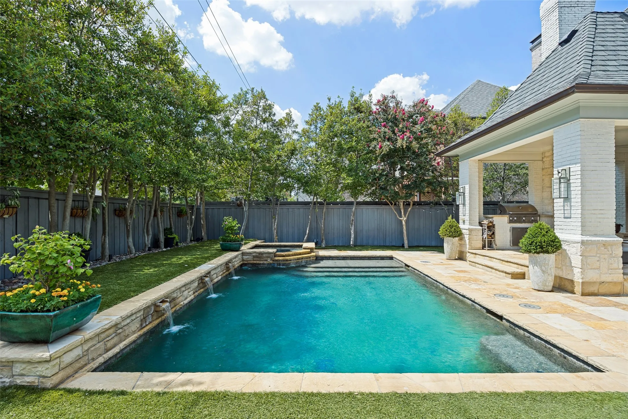Single Family Residence For Rent in Dallas County , 2929 Stanford Avenue, University Park, Texas 75225, 5 Bedroom, 7 Bathroom, 2 Garage spaces, 5,987 Sqft, built in 1997, mls#21392299, Real Estate Agent in University Park, Homes For Rent in Dallas county, Homes For Rent in University Park, Realtor in University Park Texas, Real Estate Brokerage Independent Realty Texas, Luminita Cordes Realtor
