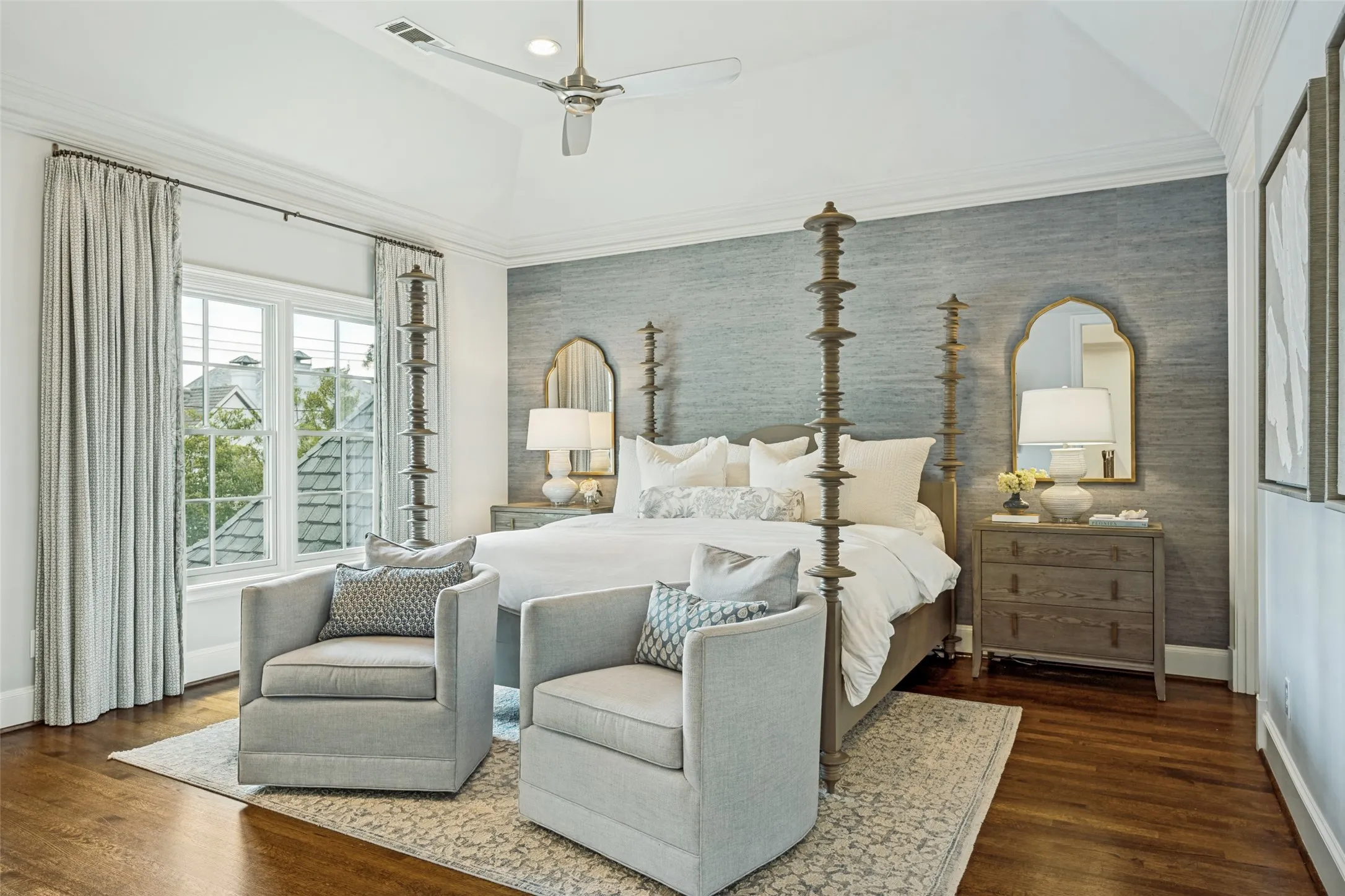 Single Family Residence For Rent in Dallas County , 2929 Stanford Avenue, University Park, Texas 75225, 5 Bedroom, 7 Bathroom, 2 Garage spaces, 5,987 Sqft, built in 1997, mls#21392299, Real Estate Agent in University Park, Homes For Rent in Dallas county, Homes For Rent in University Park, Realtor in University Park Texas, Real Estate Brokerage Independent Realty Texas, Luminita Cordes Realtor