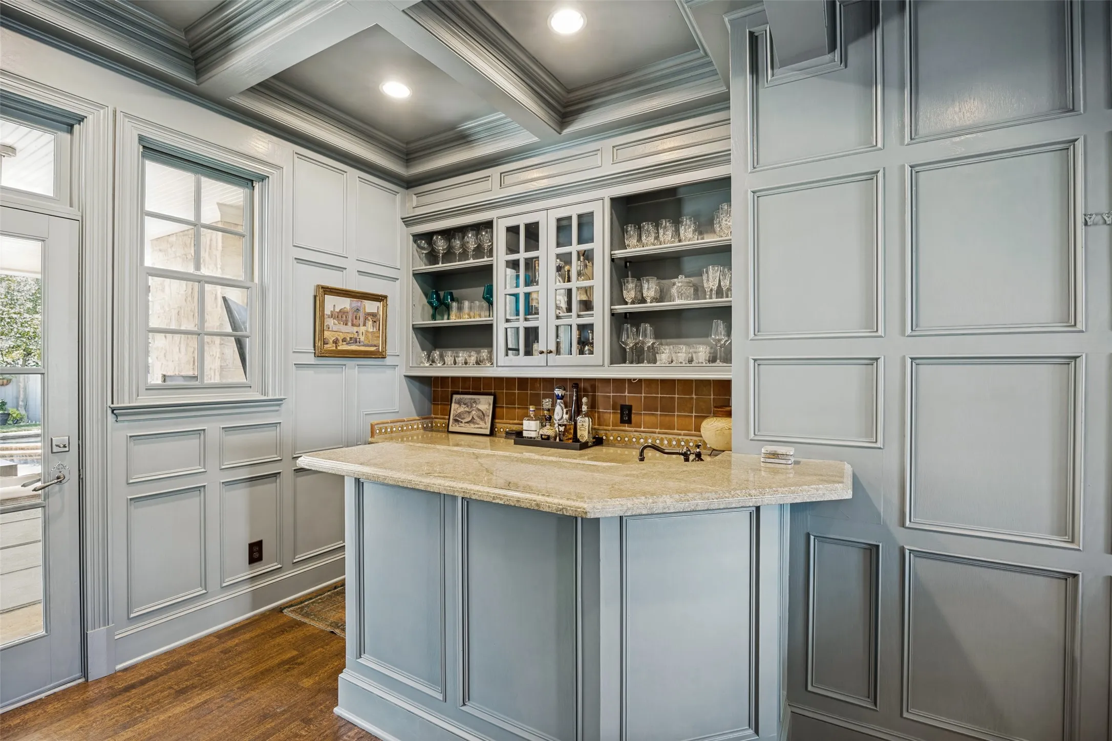 Bar and 347 bottle built in wine storage