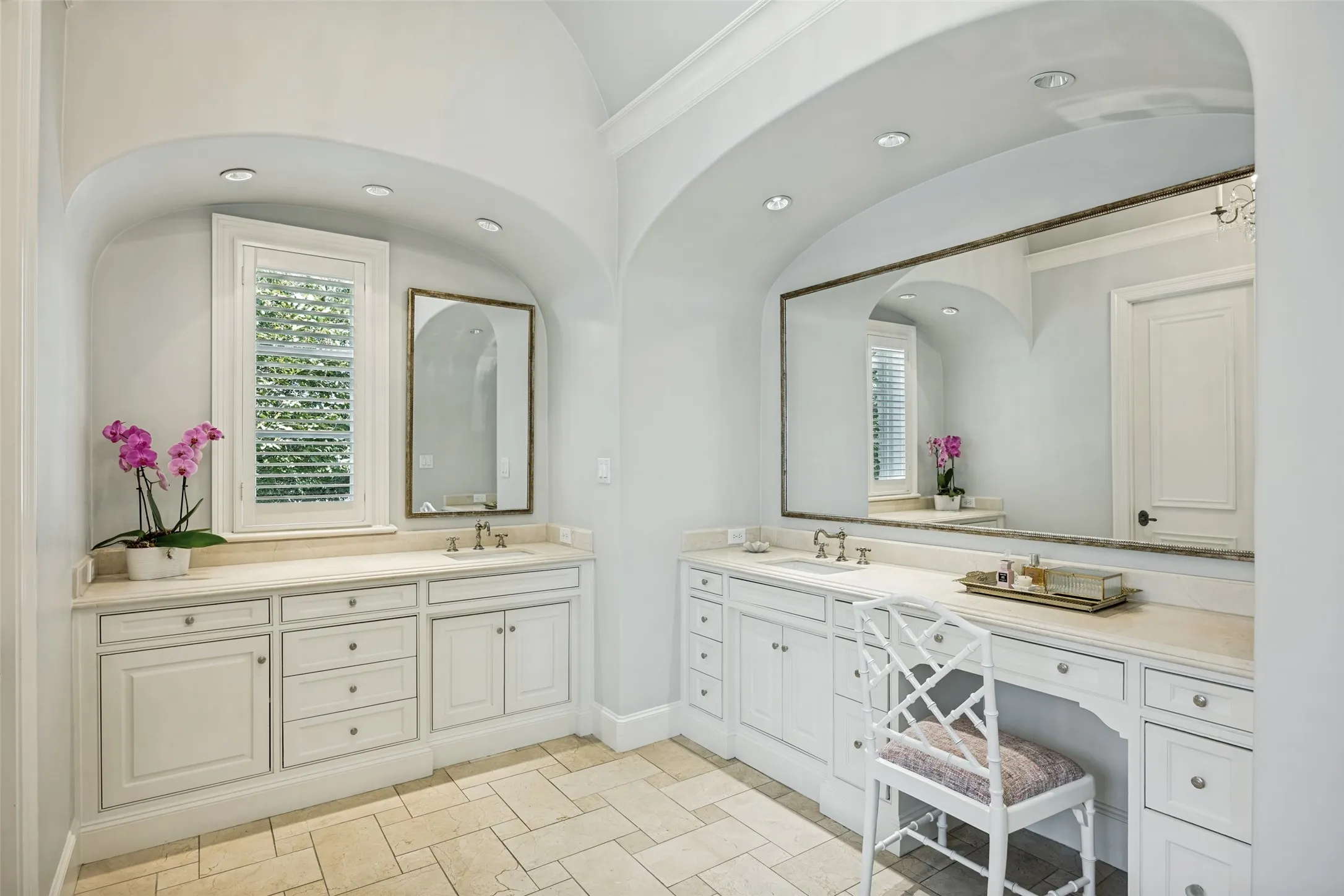 Dual sinks