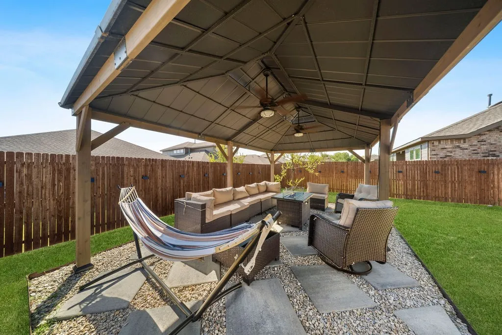 Single Family Residence For Rent in Collin County , 7216 Seton Place, Mc Kinney, Texas 75071, 3 Bedroom, 2 Bathroom, 2 Garage spaces, 1,480 Sqft, built in 2024, mls#21392316, Real Estate Agent in Mc Kinney, Homes For Rent in Collin county, Homes For Rent in Mc Kinney, Realtor in Mc Kinney Texas, Real Estate Brokerage Independent Realty Texas, Luminita Cordes Realtor
