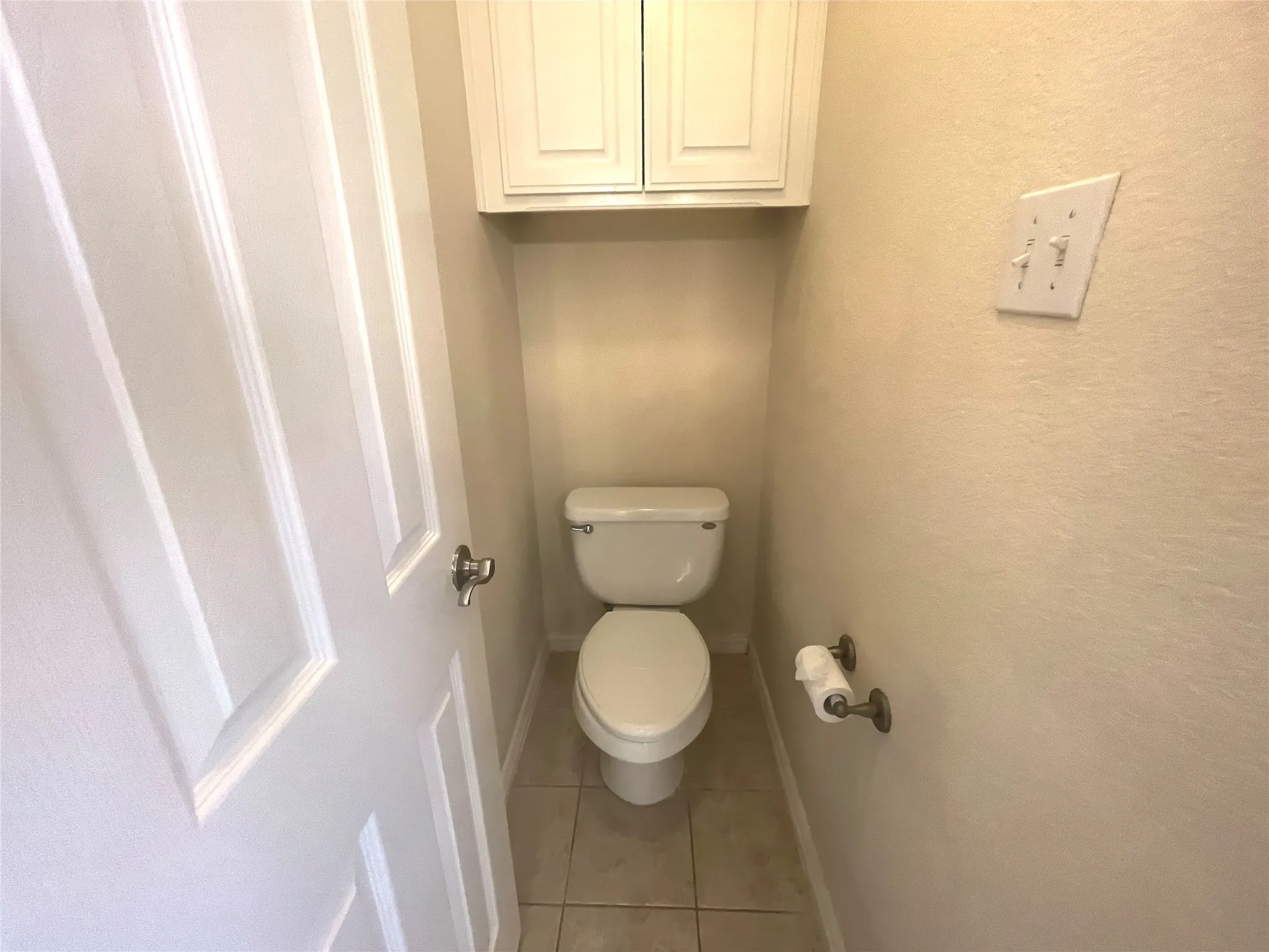 Single Family Residence For Rent in Tarrant County , 8664 Lariat Circle, Fort Worth, Texas 76244, 3 Bedroom, 2 Bathroom, 2 Garage spaces, 2,671 Sqft, built in 2002, mls#21392727, Real Estate Agent in Fort Worth, Homes For Rent in Tarrant county, Homes For Rent in Fort Worth, Realtor in Fort Worth Texas, Real Estate Brokerage Independent Realty Texas, Luminita Cordes Realtor