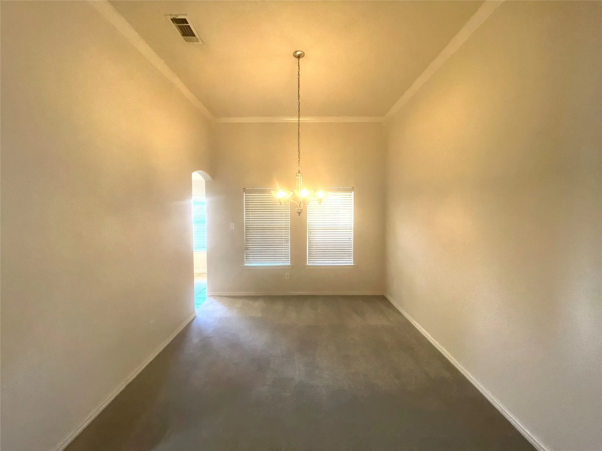 Single Family Residence For Rent in Tarrant County , 8664 Lariat Circle, Fort Worth, Texas 76244, 3 Bedroom, 2 Bathroom, 2 Garage spaces, 2,671 Sqft, built in 2002, mls#21392727, Real Estate Agent in Fort Worth, Homes For Rent in Tarrant county, Homes For Rent in Fort Worth, Realtor in Fort Worth Texas, Real Estate Brokerage Independent Realty Texas, Luminita Cordes Realtor