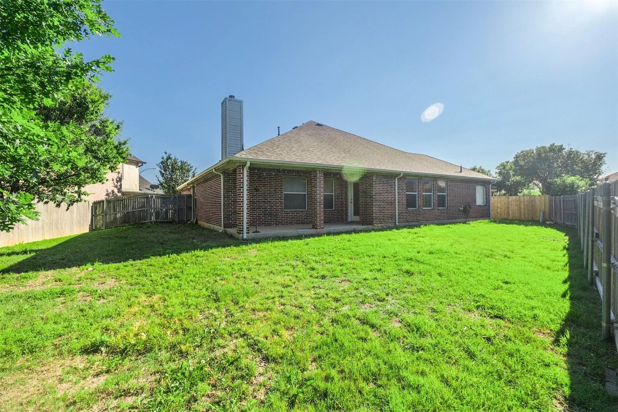 Single Family Residence For Rent in Tarrant County , 8664 Lariat Circle, Fort Worth, Texas 76244, 3 Bedroom, 2 Bathroom, 2 Garage spaces, 2,671 Sqft, built in 2002, mls#21392727, Real Estate Agent in Fort Worth, Homes For Rent in Tarrant county, Homes For Rent in Fort Worth, Realtor in Fort Worth Texas, Real Estate Brokerage Independent Realty Texas, Luminita Cordes Realtor