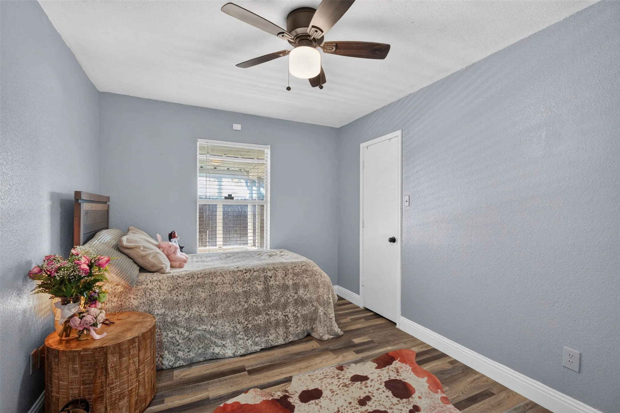 Single Family Residence For Sale in Johnson County , 1150 Marc Street, Burleson, Texas 76028, 3 Bedroom, 2 Bathroom, 2 Garage spaces, 1,662 Sqft, built in 1998, mls#21391495, Real Estate Agent in Burleson, Homes For Sale in Johnson county, Homes For Sale in Burleson, Realtor in Burleson Texas, Real Estate Brokerage Independent Realty Texas, Luminita Cordes Realtor