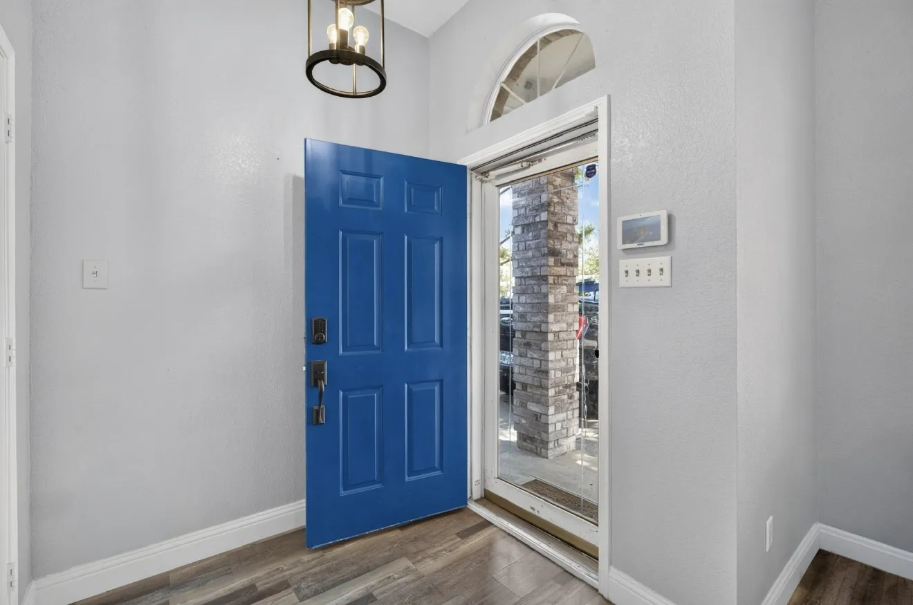 Single Family Residence For Sale in Johnson County , 1150 Marc Street, Burleson, Texas 76028, 3 Bedroom, 2 Bathroom, 2 Garage spaces, 1,662 Sqft, built in 1998, mls#21391495, Real Estate Agent in Burleson, Homes For Sale in Johnson county, Homes For Sale in Burleson, Realtor in Burleson Texas, Real Estate Brokerage Independent Realty Texas, Luminita Cordes Realtor