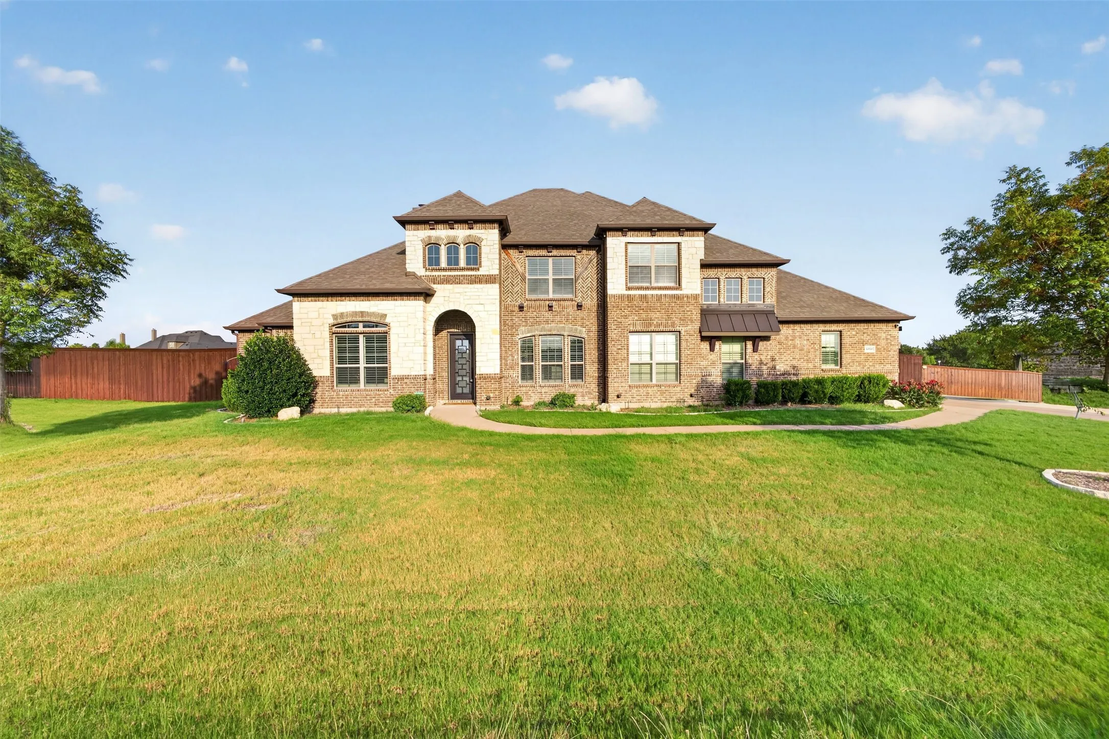 Single Family Residence For Sale