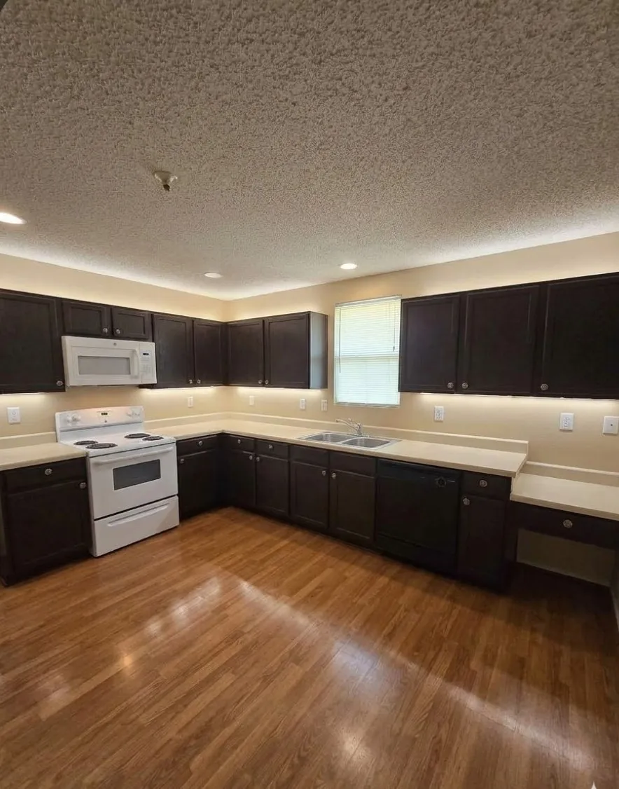 Single Family Residence For Sale in Tarrant County , 4016 German Pointer Way, Fort Worth, Texas 76123, 4 Bedroom, 2 Bathroom, 2 Garage spaces, 2,105 Sqft, built in 2005, mls#21392475, Real Estate Agent in Fort Worth, Homes For Sale in Tarrant county, Homes For Sale in Fort Worth, Realtor in Fort Worth Texas, Real Estate Brokerage Independent Realty Texas, Luminita Cordes Realtor