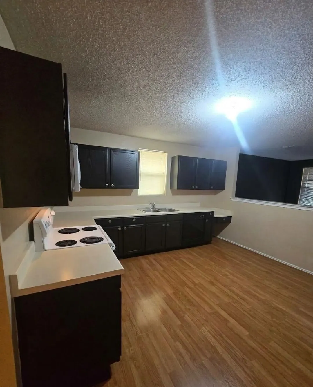 Single Family Residence For Sale in Tarrant County , 4016 German Pointer Way, Fort Worth, Texas 76123, 4 Bedroom, 2 Bathroom, 2 Garage spaces, 2,105 Sqft, built in 2005, mls#21392475, Real Estate Agent in Fort Worth, Homes For Sale in Tarrant county, Homes For Sale in Fort Worth, Realtor in Fort Worth Texas, Real Estate Brokerage Independent Realty Texas, Luminita Cordes Realtor