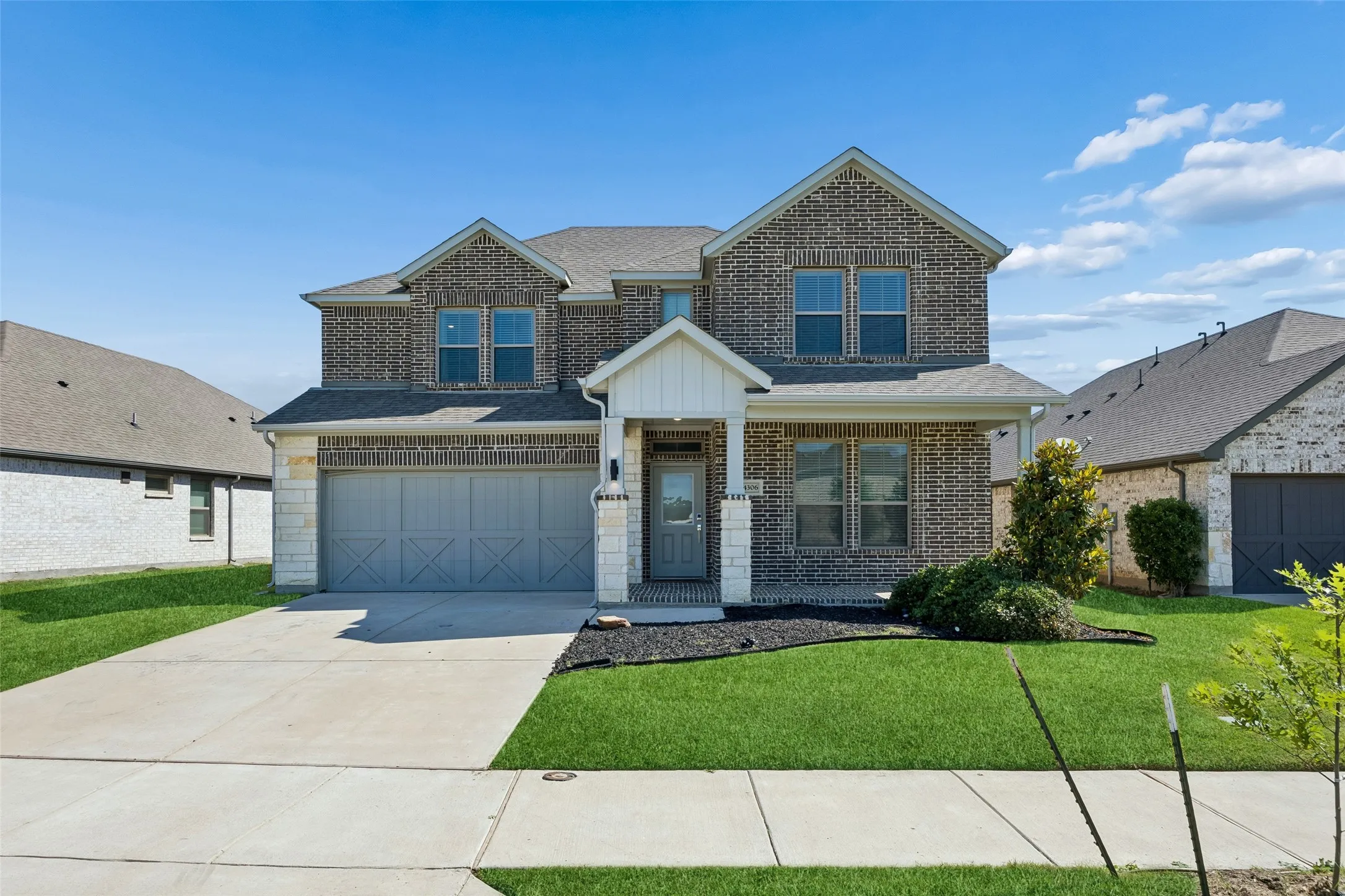 Single Family Residence For Rent in Ellis County , 4306 Lombardy Drive, Venus, Texas 76084, 5 Bedroom, 3 Bathroom, 2 Garage spaces, 2,891 Sqft, built in 2021, mls#21392672, Real Estate Agent in Venus, Homes For Rent in Ellis county, Homes For Rent in Venus, Realtor in Venus Texas, Real Estate Brokerage Independent Realty Texas, Luminita Cordes Realtor