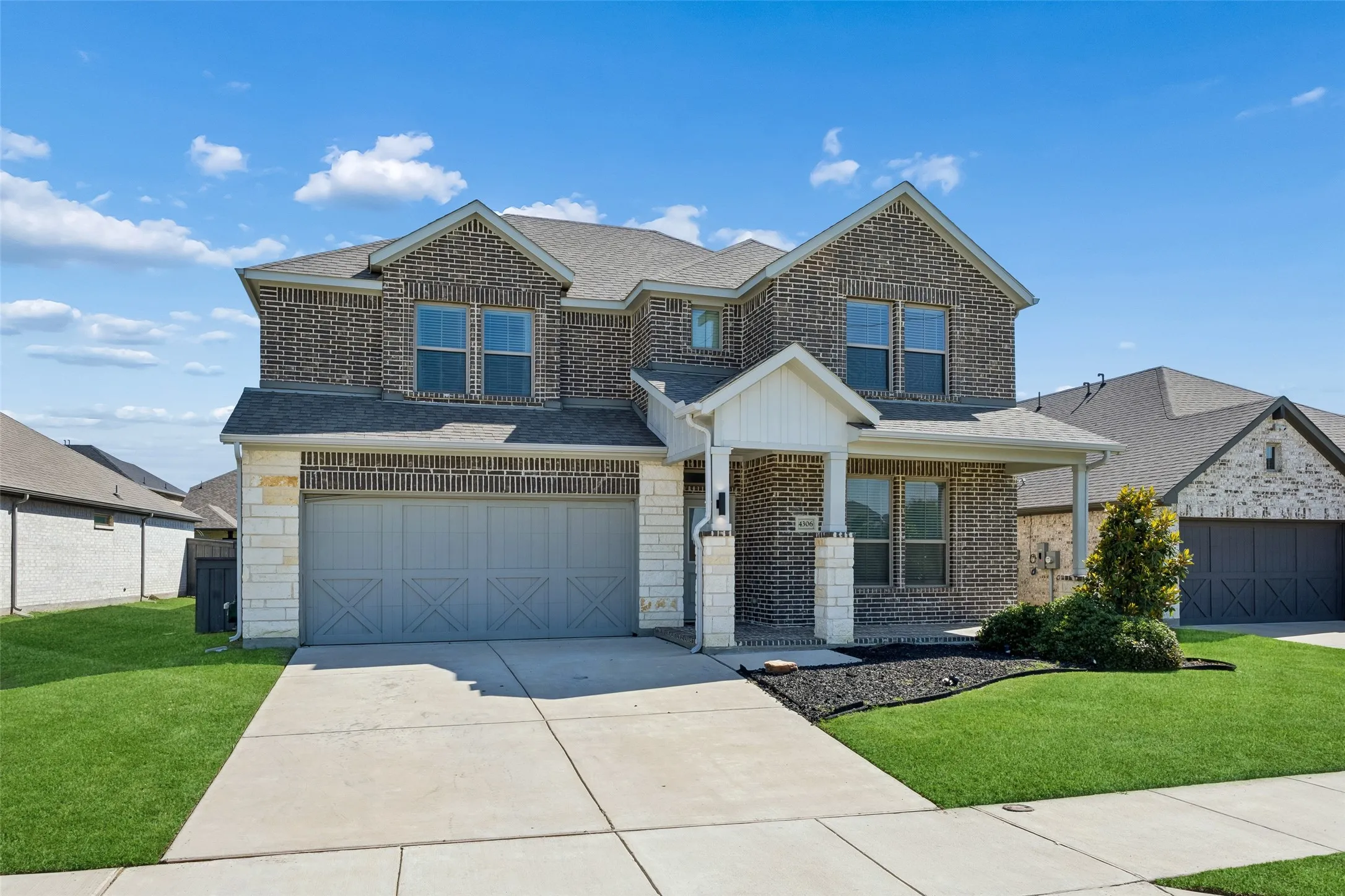 Single Family Residence For Rent in Ellis County , 4306 Lombardy Drive, Venus, Texas 76084, 5 Bedroom, 3 Bathroom, 2 Garage spaces, 2,891 Sqft, built in 2021, mls#21392672, Real Estate Agent in Venus, Homes For Rent in Ellis county, Homes For Rent in Venus, Realtor in Venus Texas, Real Estate Brokerage Independent Realty Texas, Luminita Cordes Realtor