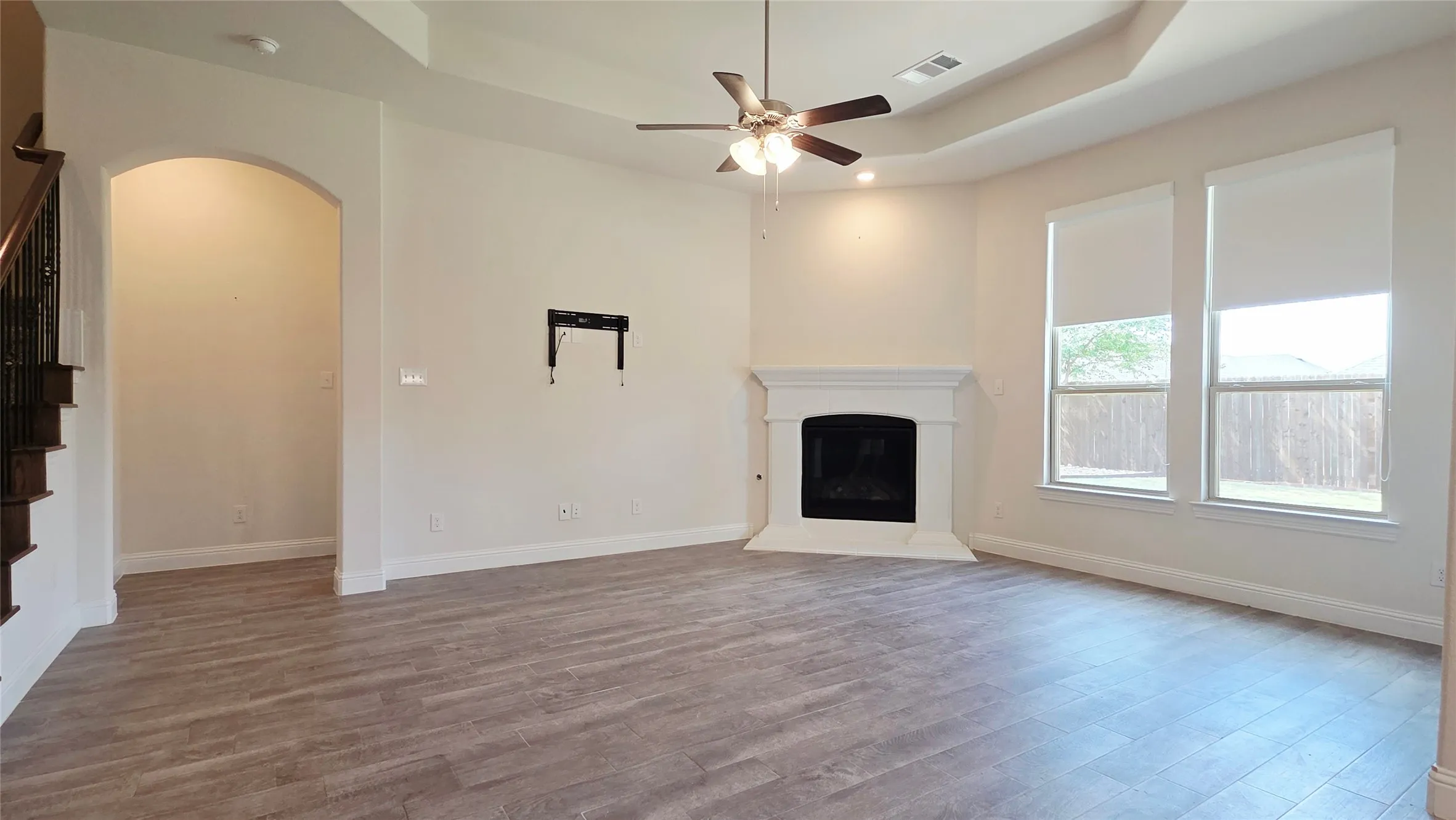 Single Family Residence For Rent in Collin County , 2932 Log Cabin Drive, Celina, Texas 75009, 5 Bedroom, 3 Bathroom, 2 Garage spaces, 2,499 Sqft, built in 2021, mls#21392730, Real Estate Agent in Celina, Homes For Rent in Collin county, Homes For Rent in Celina, Realtor in Celina Texas, Real Estate Brokerage Independent Realty Texas, Luminita Cordes Realtor