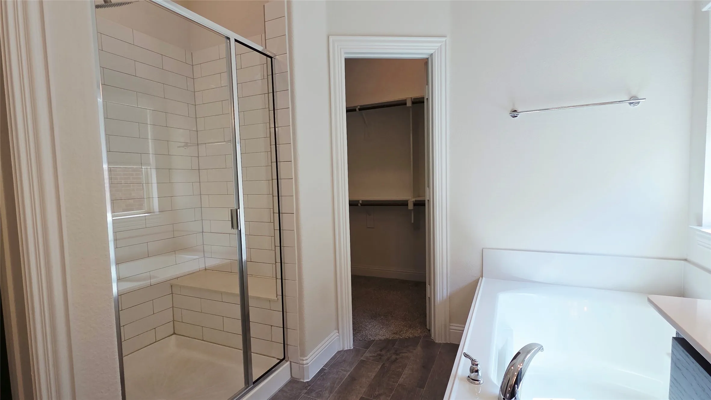 Single Family Residence For Rent in Collin County , 2932 Log Cabin Drive, Celina, Texas 75009, 5 Bedroom, 3 Bathroom, 2 Garage spaces, 2,499 Sqft, built in 2021, mls#21392730, Real Estate Agent in Celina, Homes For Rent in Collin county, Homes For Rent in Celina, Realtor in Celina Texas, Real Estate Brokerage Independent Realty Texas, Luminita Cordes Realtor