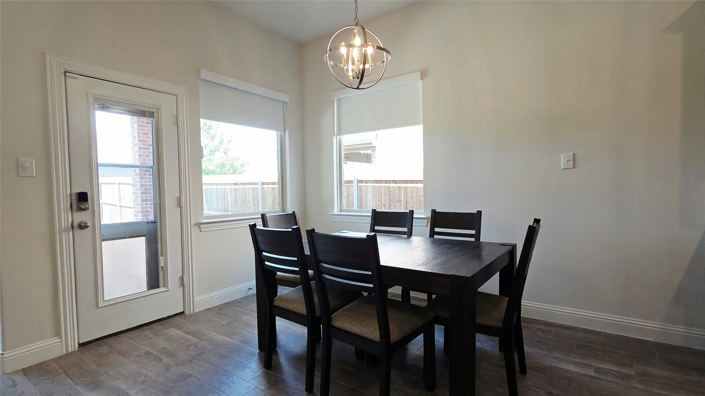 Single Family Residence For Rent in Collin County , 2932 Log Cabin Drive, Celina, Texas 75009, 5 Bedroom, 3 Bathroom, 2 Garage spaces, 2,499 Sqft, built in 2021, mls#21392730, Real Estate Agent in Celina, Homes For Rent in Collin county, Homes For Rent in Celina, Realtor in Celina Texas, Real Estate Brokerage Independent Realty Texas, Luminita Cordes Realtor