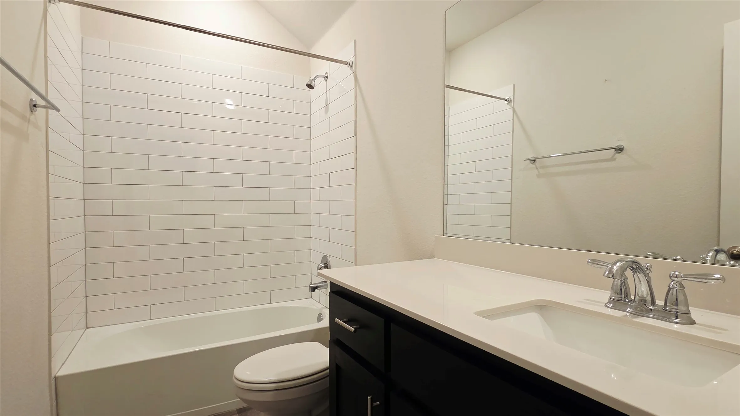 Single Family Residence For Rent in Collin County , 2932 Log Cabin Drive, Celina, Texas 75009, 5 Bedroom, 3 Bathroom, 2 Garage spaces, 2,499 Sqft, built in 2021, mls#21392730, Real Estate Agent in Celina, Homes For Rent in Collin county, Homes For Rent in Celina, Realtor in Celina Texas, Real Estate Brokerage Independent Realty Texas, Luminita Cordes Realtor
