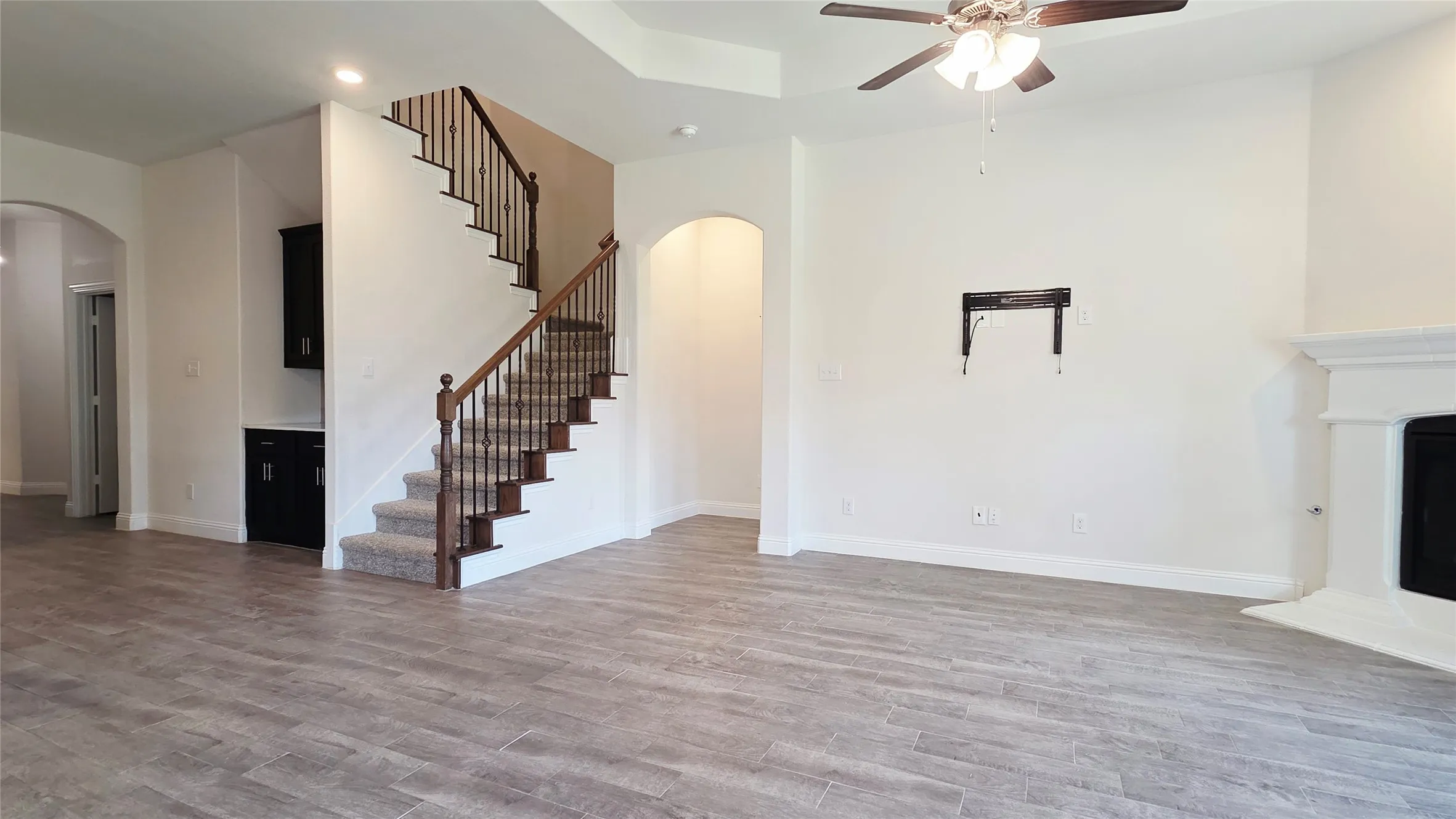 Single Family Residence For Rent in Collin County , 2932 Log Cabin Drive, Celina, Texas 75009, 5 Bedroom, 3 Bathroom, 2 Garage spaces, 2,499 Sqft, built in 2021, mls#21392730, Real Estate Agent in Celina, Homes For Rent in Collin county, Homes For Rent in Celina, Realtor in Celina Texas, Real Estate Brokerage Independent Realty Texas, Luminita Cordes Realtor