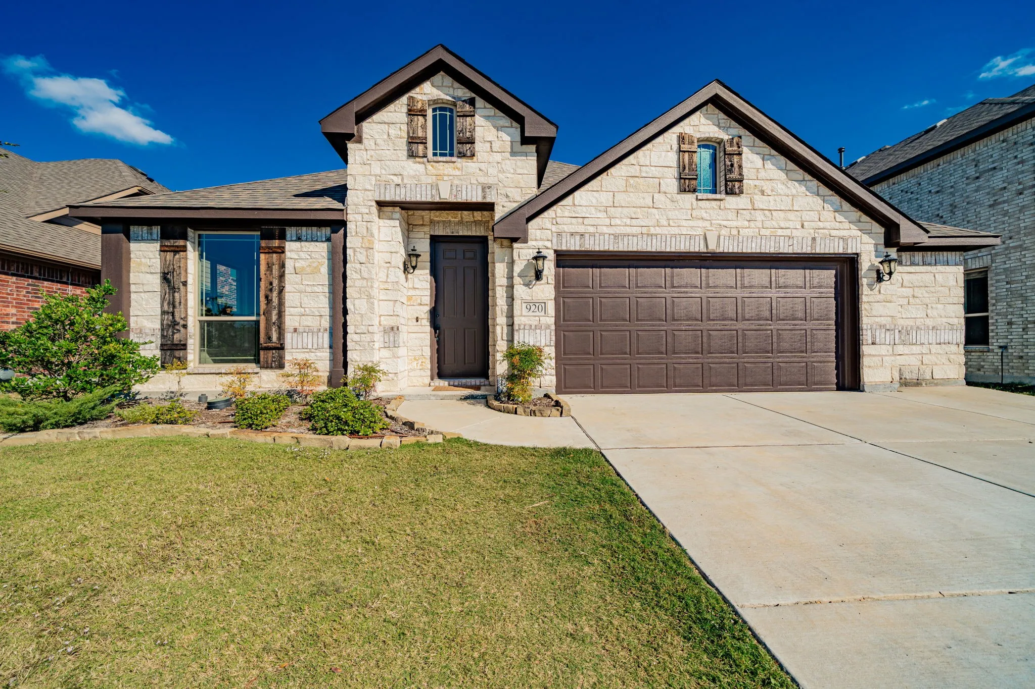 Single Family Residence For Rent