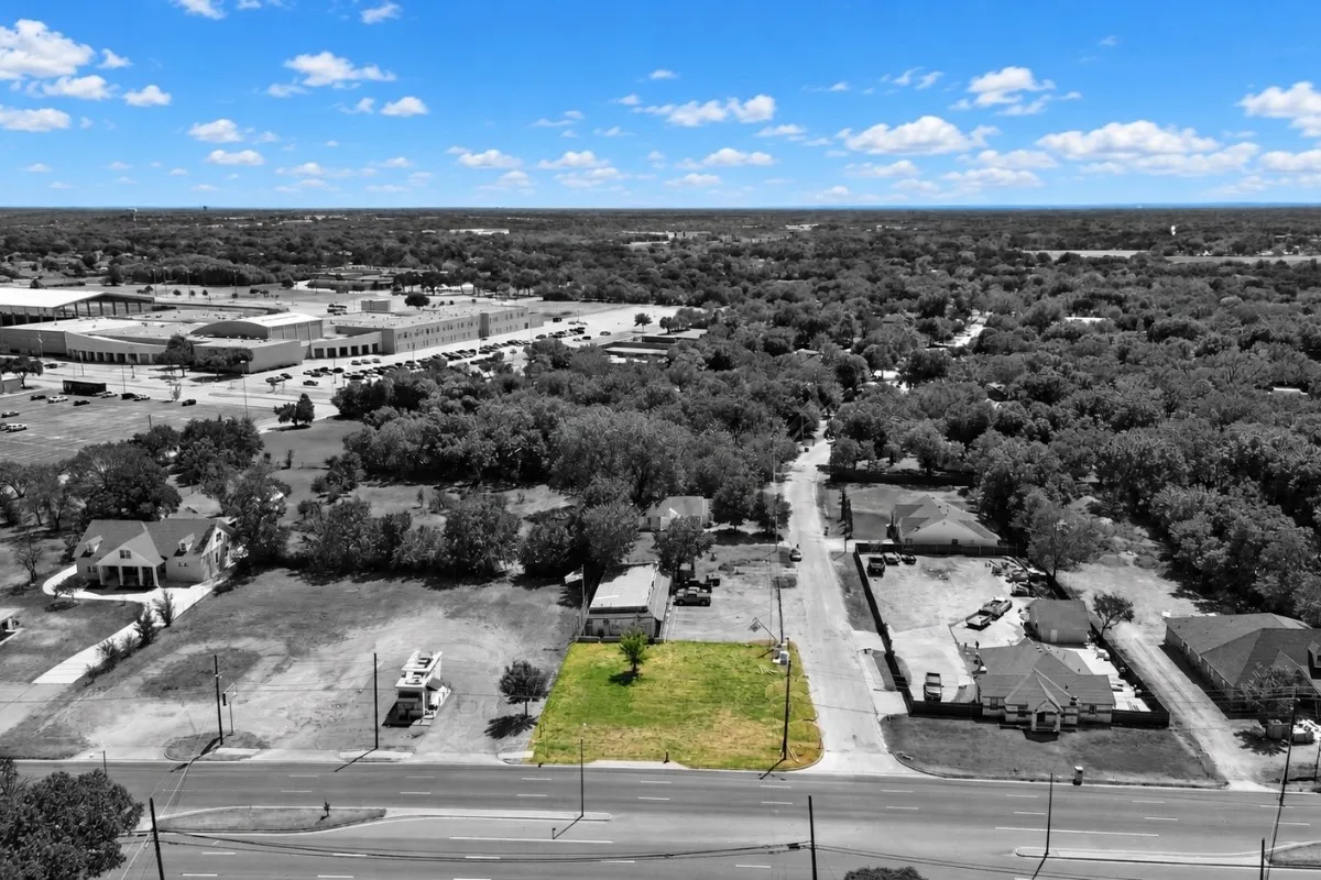 Unimproved Land For Sale in Dallas County , 2648 W Scyene Road, Mesquite, Texas 75149, 0, 0, Garage spaces, 0 Sqft, built in 0, mls#21392355, Real Estate Agent in Mesquite, Homes For Sale in Dallas county, Homes For Sale in Mesquite, Realtor in Mesquite Texas, Real Estate Brokerage Independent Realty Texas, Luminita Cordes Realtor