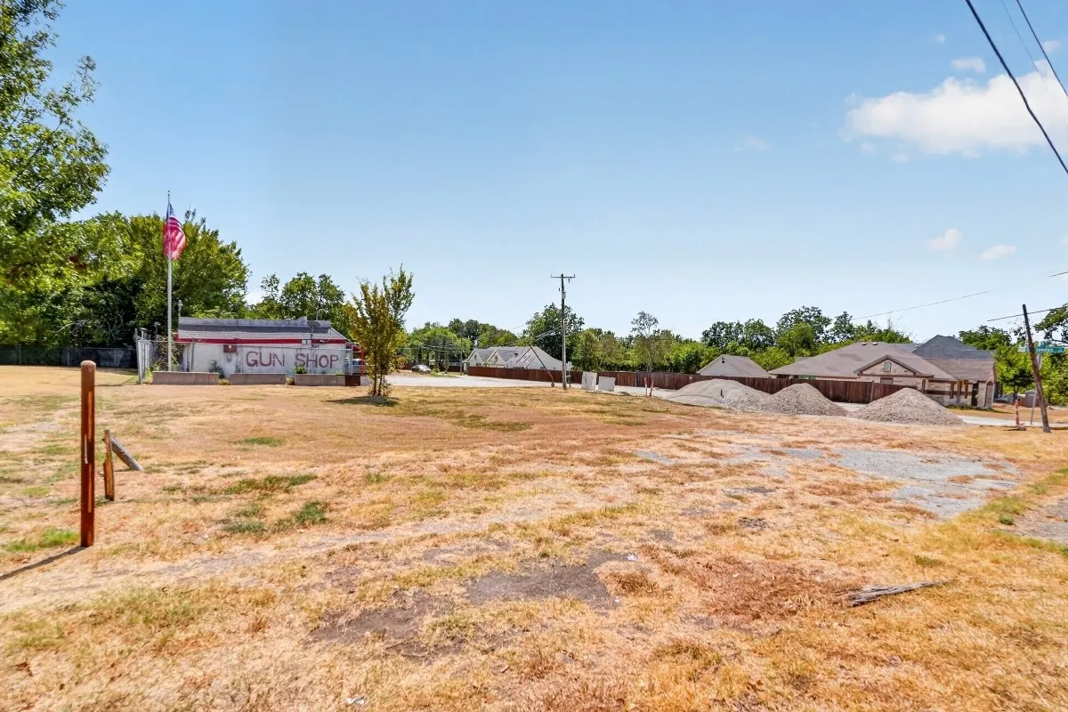 Unimproved Land For Sale in Dallas County , 2648 W Scyene Road, Mesquite, Texas 75149, 0, 0, Garage spaces, 0 Sqft, built in 0, mls#21392355, Real Estate Agent in Mesquite, Homes For Sale in Dallas county, Homes For Sale in Mesquite, Realtor in Mesquite Texas, Real Estate Brokerage Independent Realty Texas, Luminita Cordes Realtor