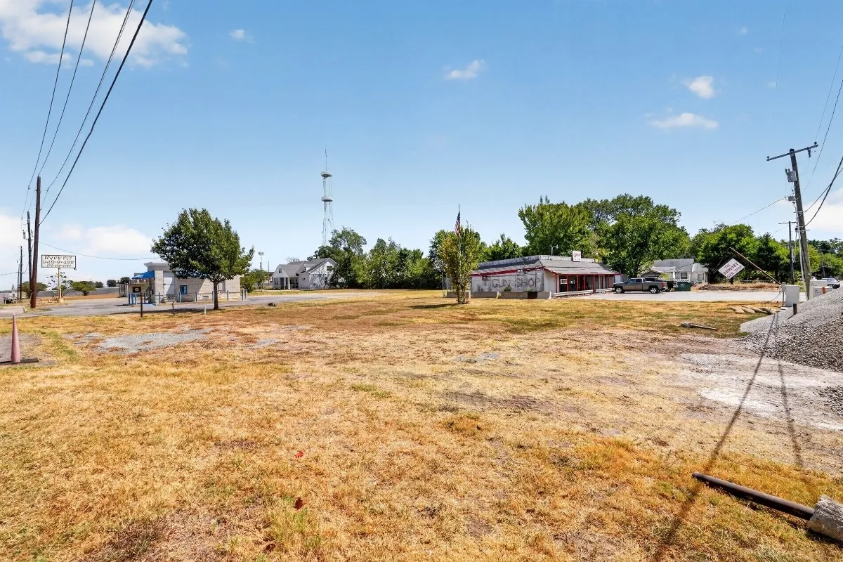 Unimproved Land For Sale in Dallas County , 2648 W Scyene Road, Mesquite, Texas 75149, 0, 0, Garage spaces, 0 Sqft, built in 0, mls#21392355, Real Estate Agent in Mesquite, Homes For Sale in Dallas county, Homes For Sale in Mesquite, Realtor in Mesquite Texas, Real Estate Brokerage Independent Realty Texas, Luminita Cordes Realtor
