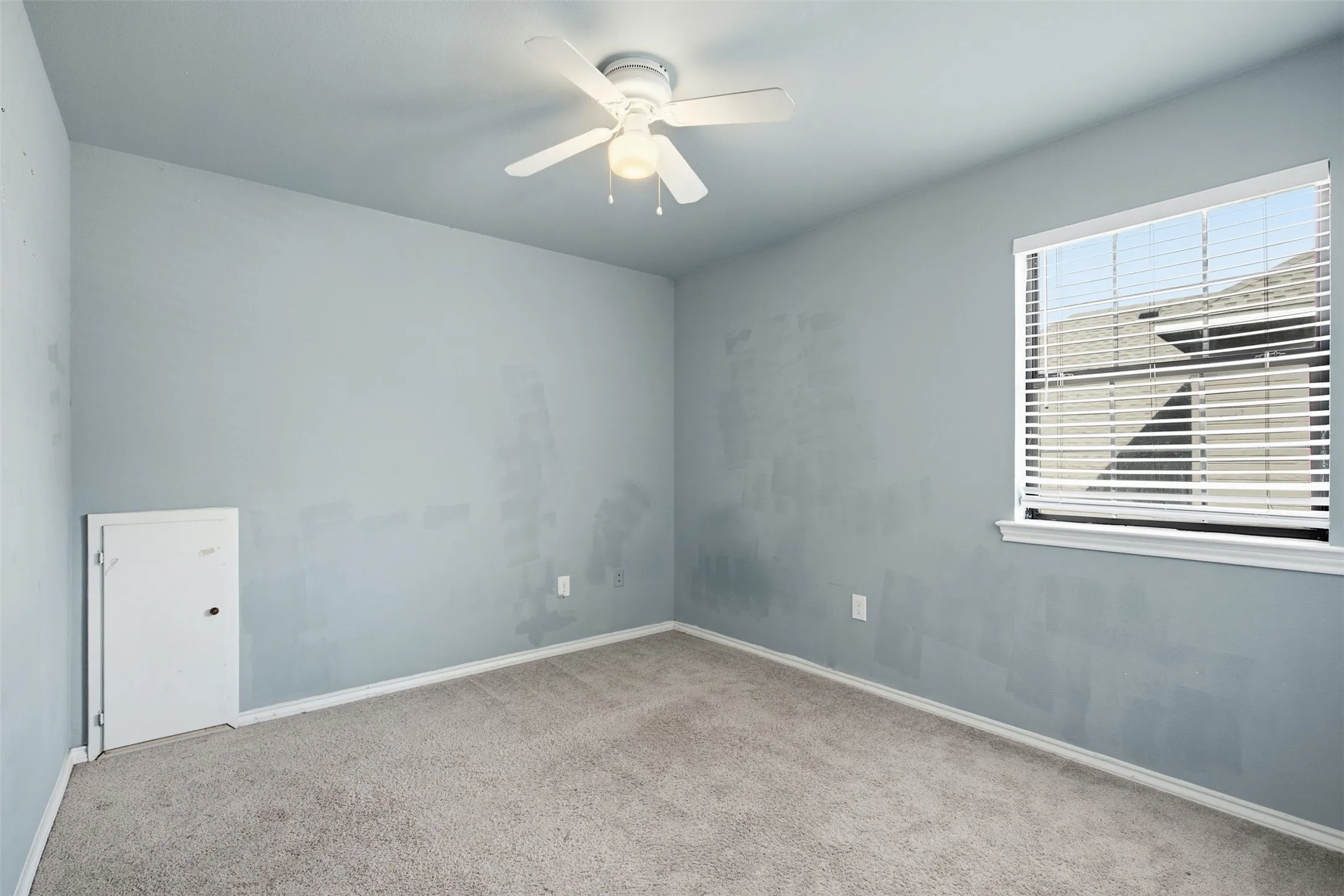 Single Family Residence For Sale in Dallas County , 1308 Carver Lane, Irving, Texas 75061, 3 Bedroom, 3 Bathroom, 2 Garage spaces, 2,167 Sqft, built in 1987, mls#21392416, Real Estate Agent in Irving, Homes For Sale in Dallas county, Homes For Sale in Irving, Realtor in Irving Texas, Real Estate Brokerage Independent Realty Texas, Luminita Cordes Realtor