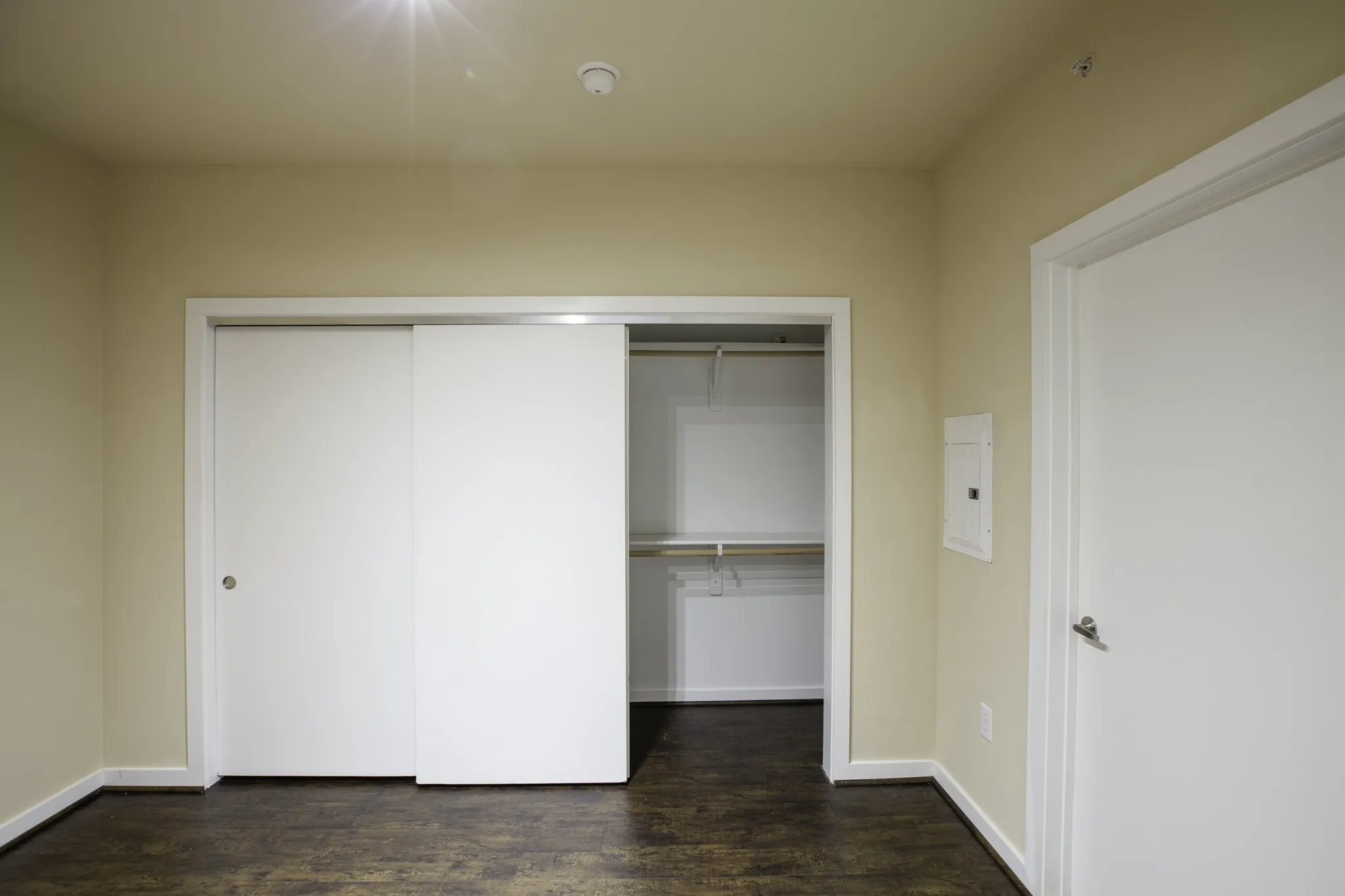 Condominium For Sale in Dallas County , 4107 Bowser Avenue 308, Dallas, Texas 75219, 2 Bedroom, 2 Bathroom, 2 Garage spaces, 1,332 Sqft, built in 2008, mls#21391305, Real Estate Agent in Dallas, Homes For Sale in Dallas county, Homes For Sale in Dallas, Realtor in Dallas Texas, Real Estate Brokerage Independent Realty Texas, Luminita Cordes Realtor