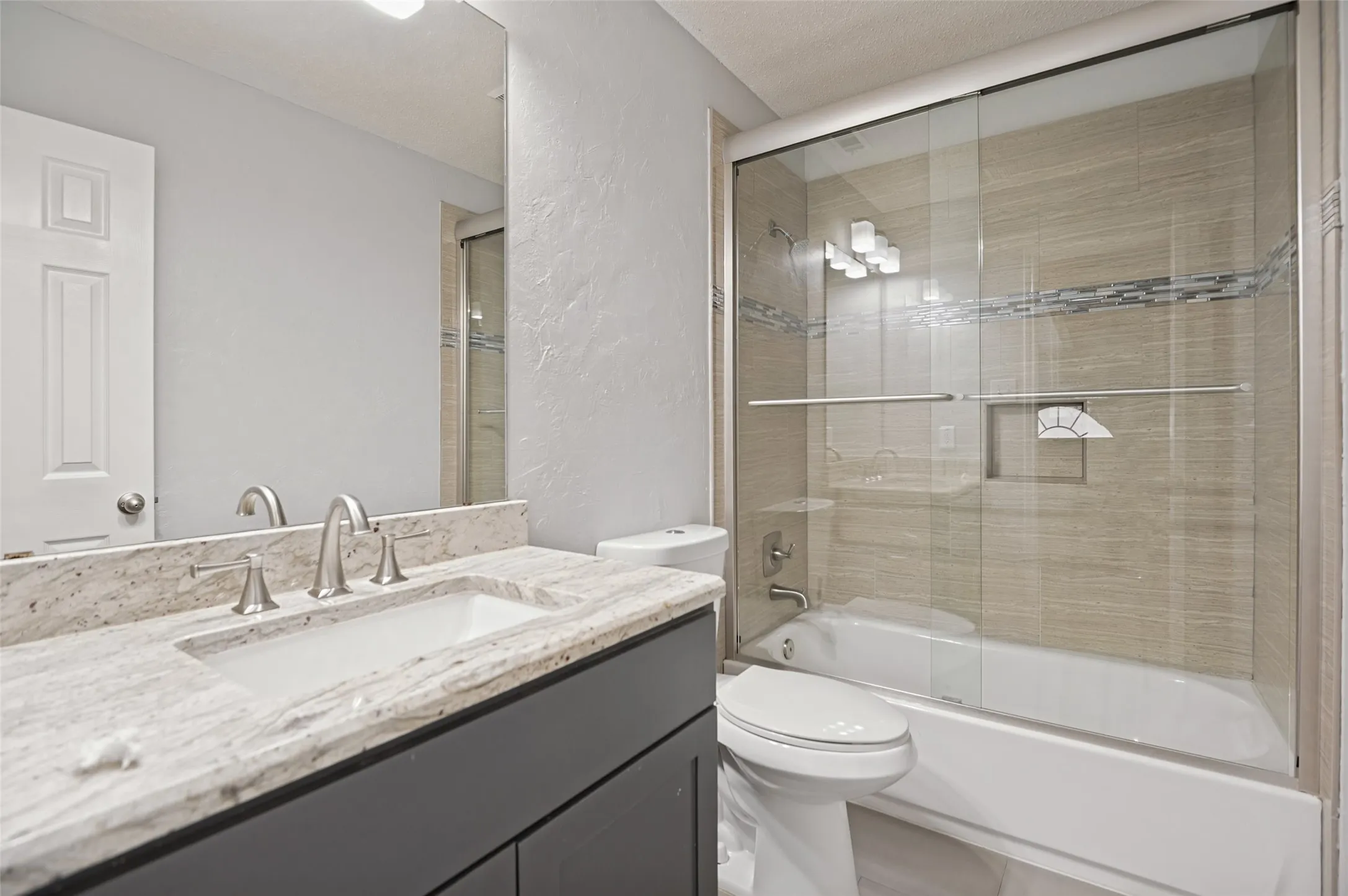 Townhouse For Rent in Collin County , 8400 Hickory Street 1402, Frisco, Texas 75034, 3 Bedroom, 2 Bathroom, 2 Garage spaces, 1,555 Sqft, built in 1995, mls#21375993, Real Estate Agent in Frisco, Homes For Rent in Collin county, Homes For Rent in Frisco, Realtor in Frisco Texas, Real Estate Brokerage Independent Realty Texas, Luminita Cordes Realtor
