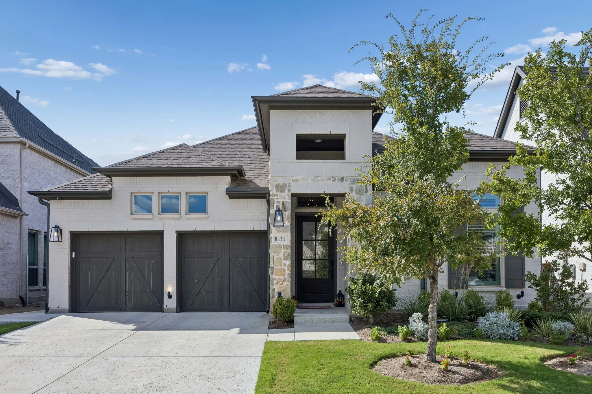 Single Family Residence For Sale in Denton County , 8424 Wembley, The Colony, Texas 75056, 4 Bedroom, 4 Bathroom, 3 Garage spaces, 2,549 Sqft, built in 2022, mls#21392751, Real Estate Agent in The Colony, Homes For Sale in Denton county, Homes For Sale in The Colony, Realtor in The Colony Texas, Real Estate Brokerage Independent Realty Texas, Luminita Cordes Realtor