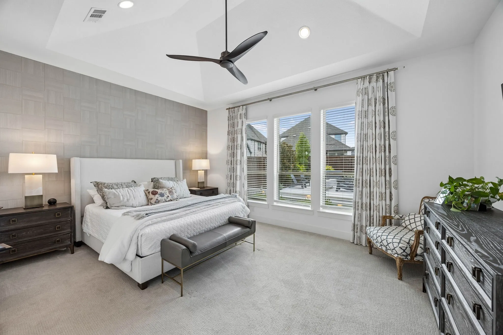 Single Family Residence For Sale in Denton County , 8424 Wembley, The Colony, Texas 75056, 4 Bedroom, 4 Bathroom, 3 Garage spaces, 2,549 Sqft, built in 2022, mls#21392751, Real Estate Agent in The Colony, Homes For Sale in Denton county, Homes For Sale in The Colony, Realtor in The Colony Texas, Real Estate Brokerage Independent Realty Texas, Luminita Cordes Realtor