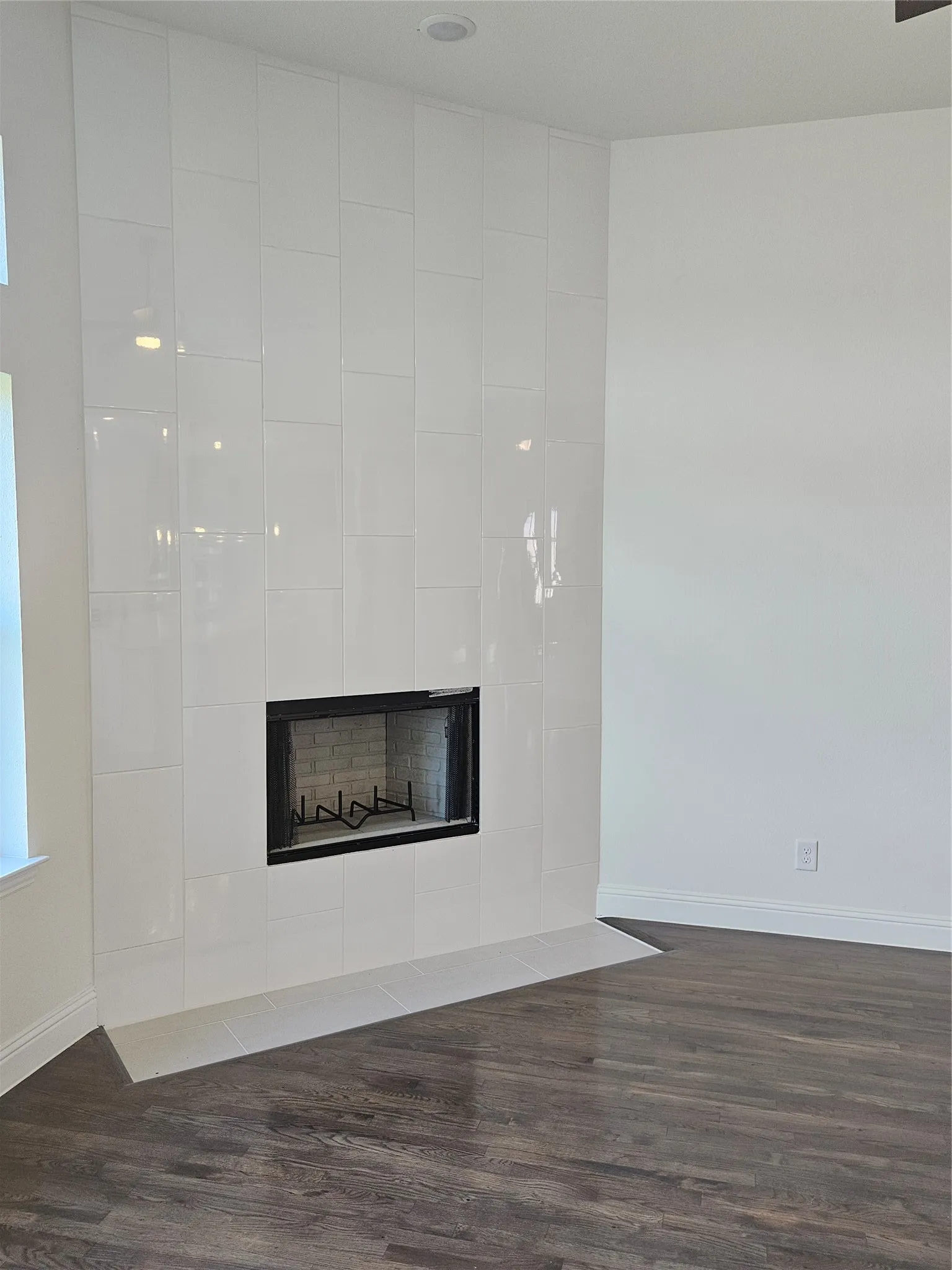 Single Family Residence For Sale in Grayson County , 3204 Windmill Road, Van Alstyne, Texas 75495, 5 Bedroom, 4 Bathroom, 6 Garage spaces, 3,628 Sqft, built in 2026, mls#21392752, Real Estate Agent in Van Alstyne, Homes For Sale in Grayson county, Homes For Sale in Van Alstyne, Realtor in Van Alstyne Texas, Real Estate Brokerage Independent Realty Texas, Luminita Cordes Realtor
