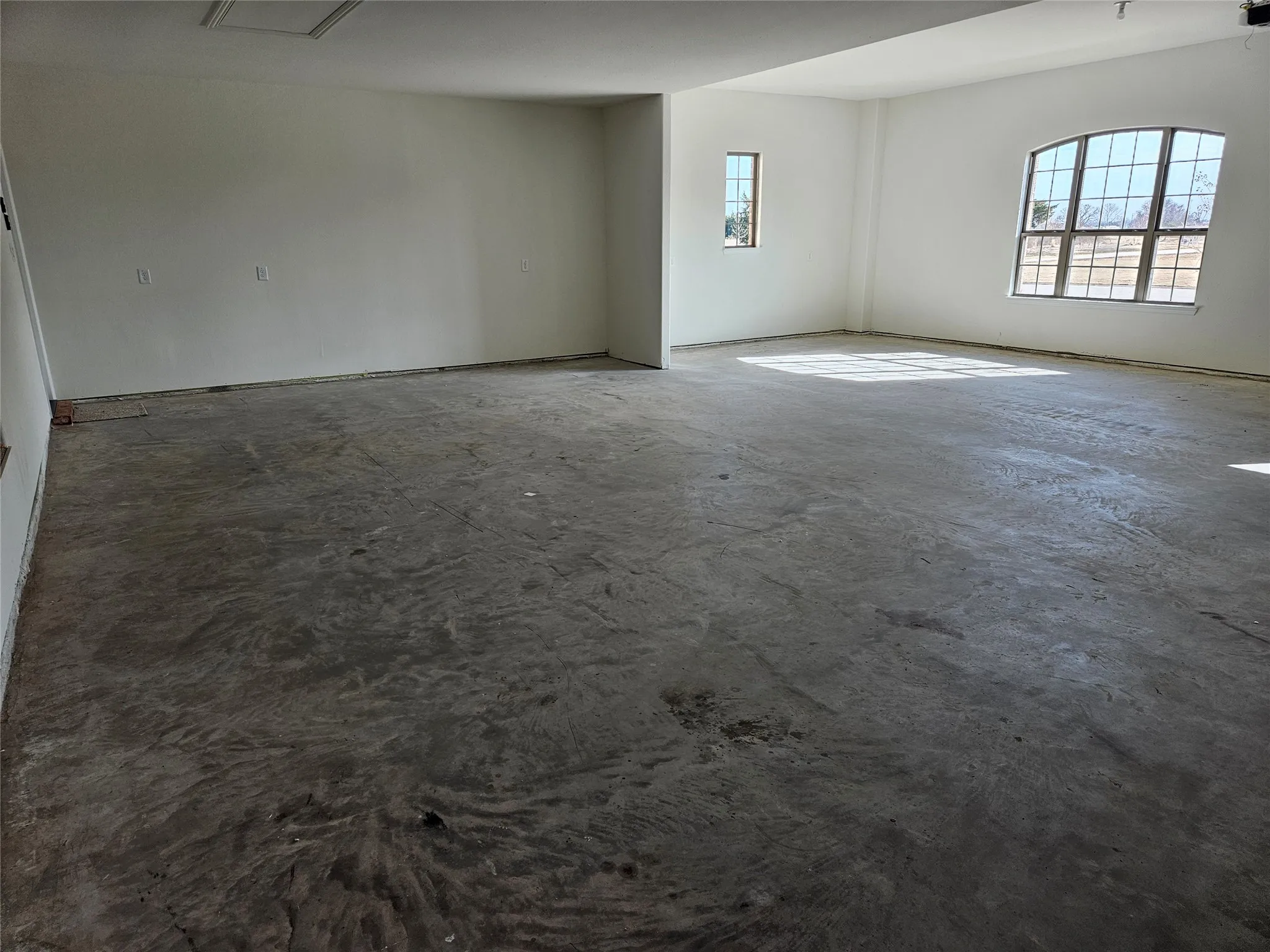 Single Family Residence For Sale in Grayson County , 3204 Windmill Road, Van Alstyne, Texas 75495, 5 Bedroom, 4 Bathroom, 6 Garage spaces, 3,628 Sqft, built in 2026, mls#21392752, Real Estate Agent in Van Alstyne, Homes For Sale in Grayson county, Homes For Sale in Van Alstyne, Realtor in Van Alstyne Texas, Real Estate Brokerage Independent Realty Texas, Luminita Cordes Realtor