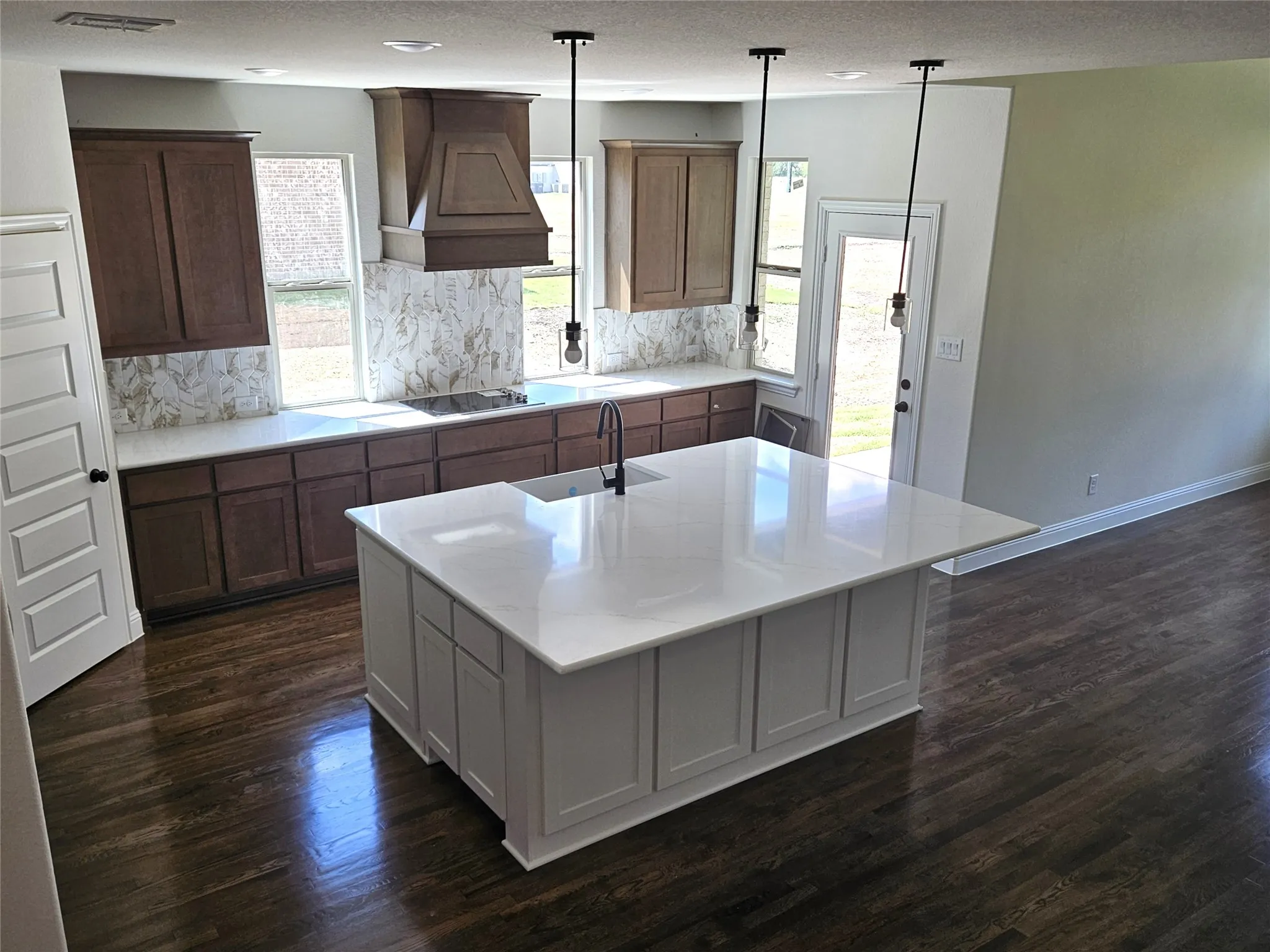 Single Family Residence For Sale in Grayson County , 3204 Windmill Road, Van Alstyne, Texas 75495, 5 Bedroom, 4 Bathroom, 6 Garage spaces, 3,628 Sqft, built in 2026, mls#21392752, Real Estate Agent in Van Alstyne, Homes For Sale in Grayson county, Homes For Sale in Van Alstyne, Realtor in Van Alstyne Texas, Real Estate Brokerage Independent Realty Texas, Luminita Cordes Realtor