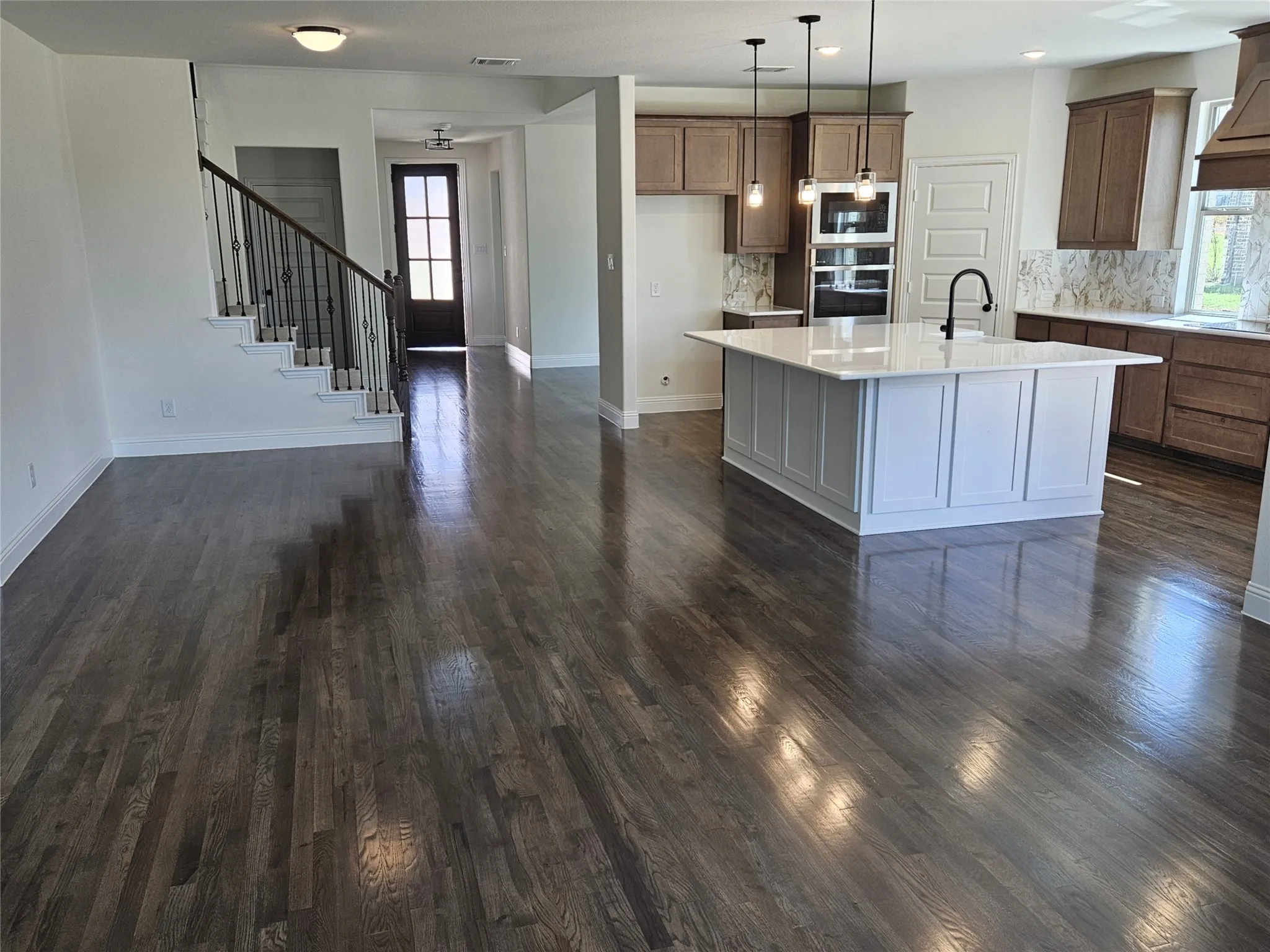Single Family Residence For Sale in Grayson County , 3204 Windmill Road, Van Alstyne, Texas 75495, 5 Bedroom, 4 Bathroom, 6 Garage spaces, 3,628 Sqft, built in 2026, mls#21392752, Real Estate Agent in Van Alstyne, Homes For Sale in Grayson county, Homes For Sale in Van Alstyne, Realtor in Van Alstyne Texas, Real Estate Brokerage Independent Realty Texas, Luminita Cordes Realtor