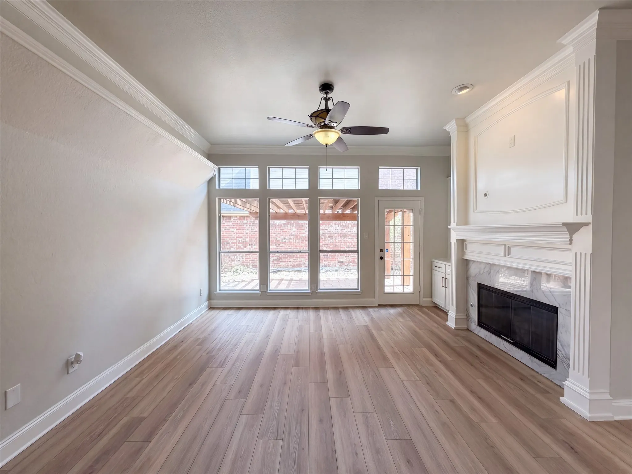 Single Family Residence For Sale in Dallas County , 8703 Stonecrest Drive, Irving, Texas 75063, 3 Bedroom, 2 Bathroom, 2 Garage spaces, 1,626 Sqft, built in 1993, mls#21390996, Real Estate Agent in Irving, Homes For Sale in Dallas county, Homes For Sale in Irving, Realtor in Irving Texas, Real Estate Brokerage Independent Realty Texas, Luminita Cordes Realtor