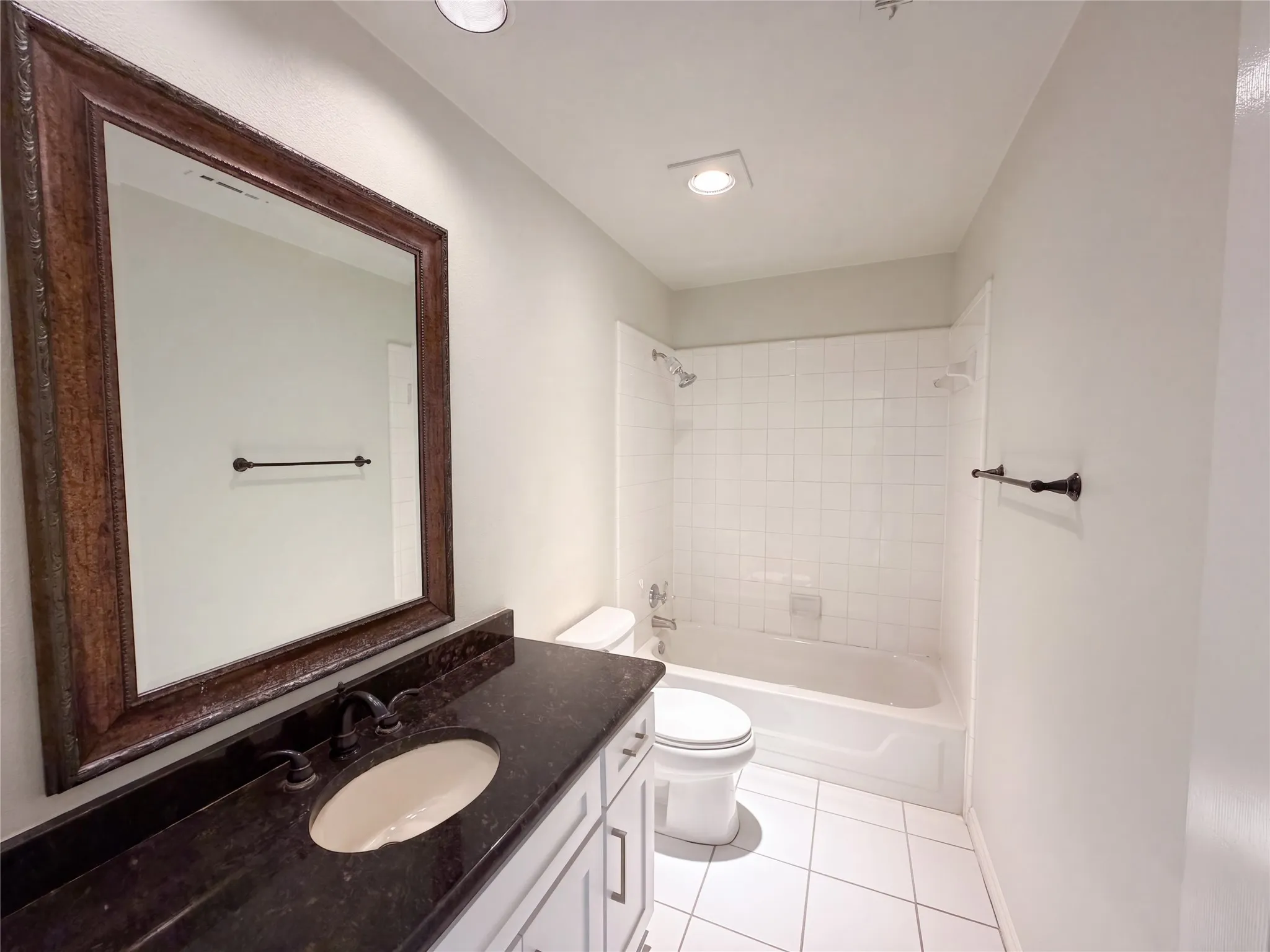Single Family Residence For Sale in Dallas County , 8703 Stonecrest Drive, Irving, Texas 75063, 3 Bedroom, 2 Bathroom, 2 Garage spaces, 1,626 Sqft, built in 1993, mls#21390996, Real Estate Agent in Irving, Homes For Sale in Dallas county, Homes For Sale in Irving, Realtor in Irving Texas, Real Estate Brokerage Independent Realty Texas, Luminita Cordes Realtor