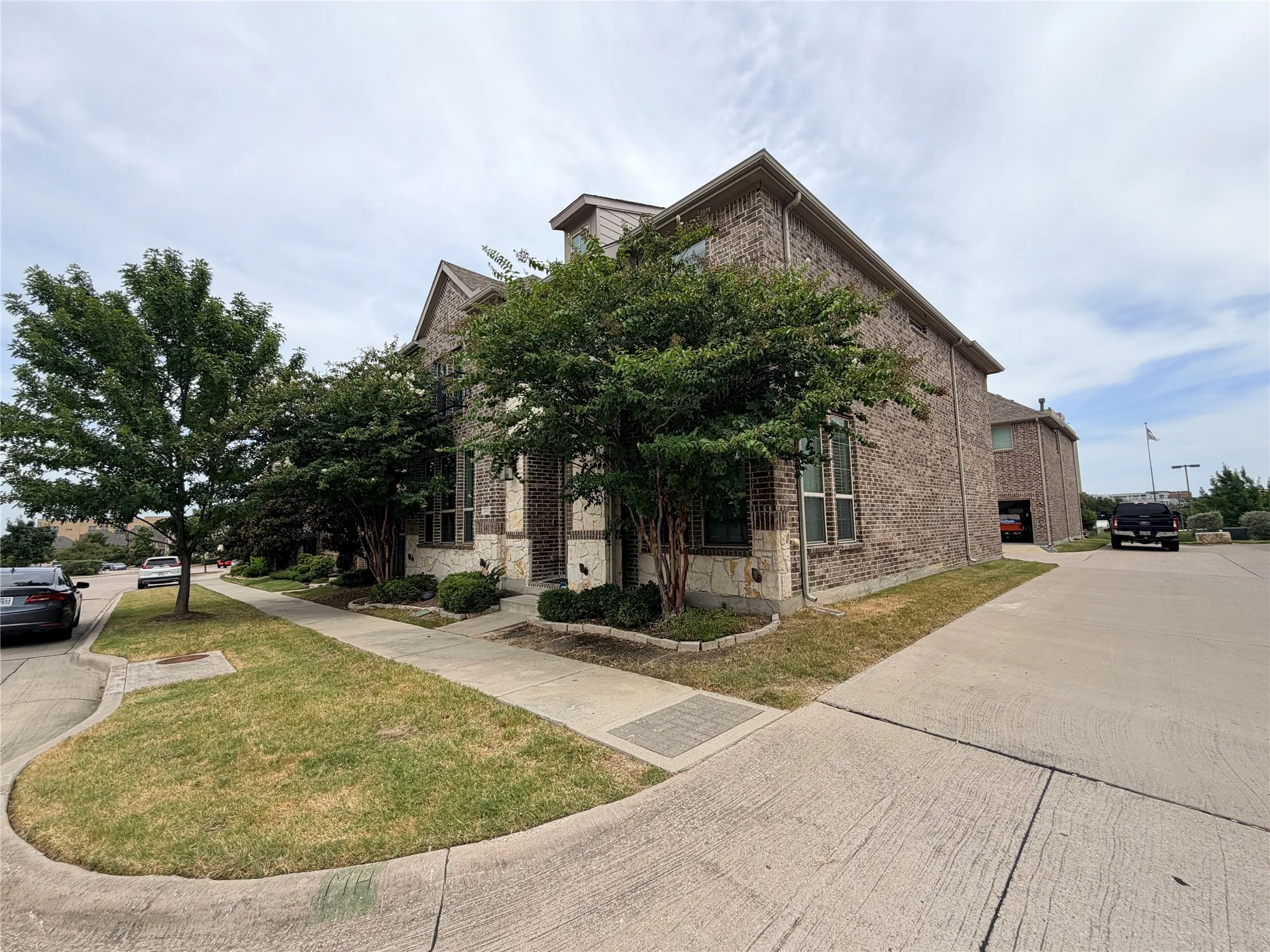 Single Family Residence For Rent in Dallas County , 2432 Cathedral Drive, Richardson, Texas 75080, 3 Bedroom, 3 Bathroom, 2 Garage spaces, 2,471 Sqft, built in 2018, mls#21392759, Real Estate Agent in Richardson, Homes For Rent in Dallas county, Homes For Rent in Richardson, Realtor in Richardson Texas, Real Estate Brokerage Independent Realty Texas, Luminita Cordes Realtor