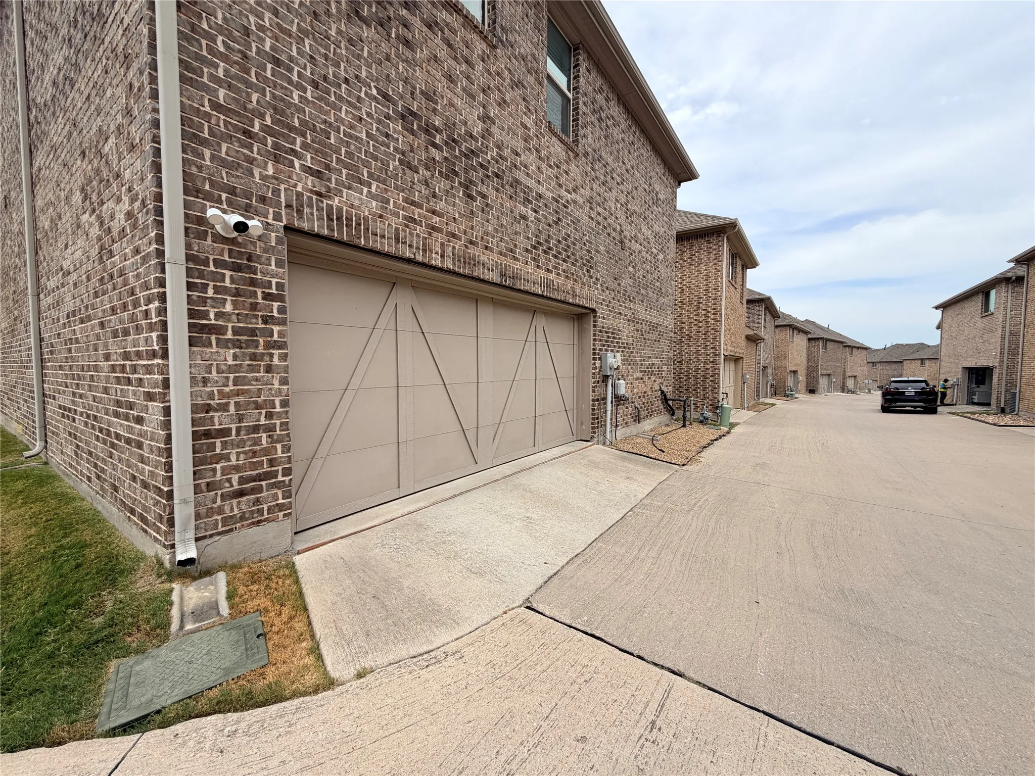 Single Family Residence For Rent in Dallas County , 2432 Cathedral Drive, Richardson, Texas 75080, 3 Bedroom, 3 Bathroom, 2 Garage spaces, 2,471 Sqft, built in 2018, mls#21392759, Real Estate Agent in Richardson, Homes For Rent in Dallas county, Homes For Rent in Richardson, Realtor in Richardson Texas, Real Estate Brokerage Independent Realty Texas, Luminita Cordes Realtor
