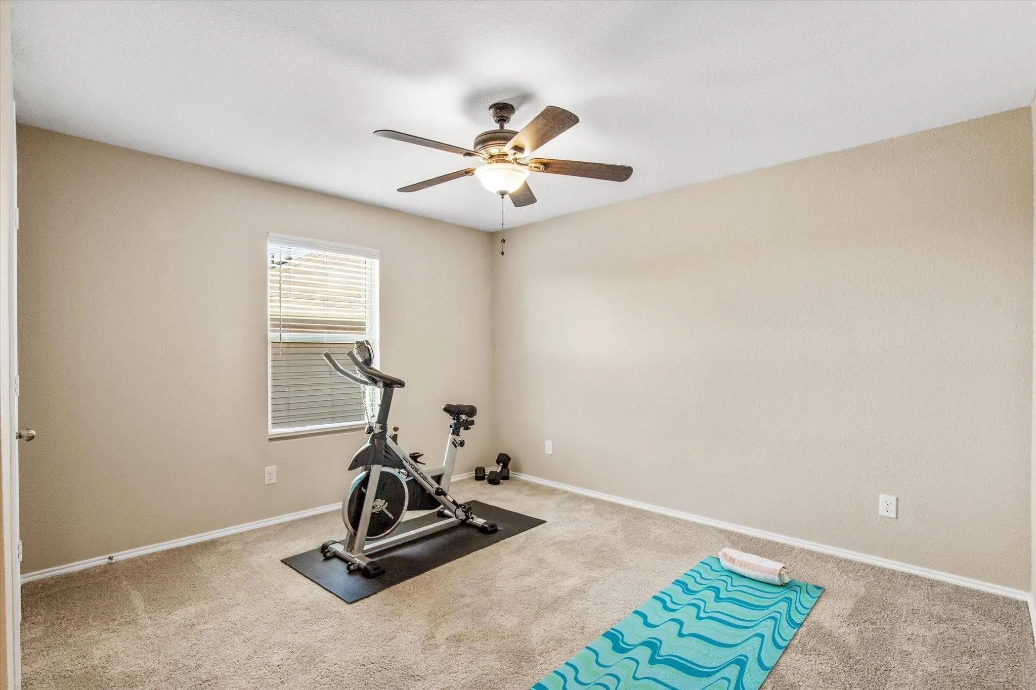 Single Family Residence For Sale in Tarrant County , 2929 Spotted Fawn Drive, Fort Worth, Texas 76108, 4 Bedroom, 3 Bathroom, 2 Garage spaces, 3,046 Sqft, built in 2019, mls#21386514, Real Estate Agent in Fort Worth, Homes For Sale in Tarrant county, Homes For Sale in Fort Worth, Realtor in Fort Worth Texas, Real Estate Brokerage Independent Realty Texas, Luminita Cordes Realtor