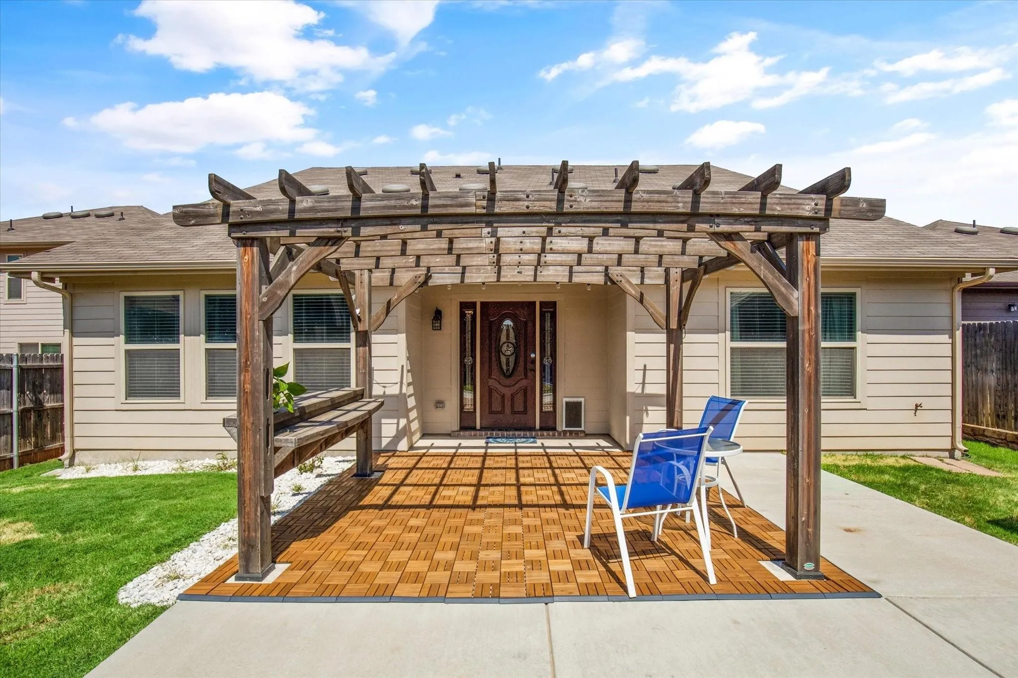 Single Family Residence For Sale in Tarrant County , 2929 Spotted Fawn Drive, Fort Worth, Texas 76108, 4 Bedroom, 3 Bathroom, 2 Garage spaces, 3,046 Sqft, built in 2019, mls#21386514, Real Estate Agent in Fort Worth, Homes For Sale in Tarrant county, Homes For Sale in Fort Worth, Realtor in Fort Worth Texas, Real Estate Brokerage Independent Realty Texas, Luminita Cordes Realtor